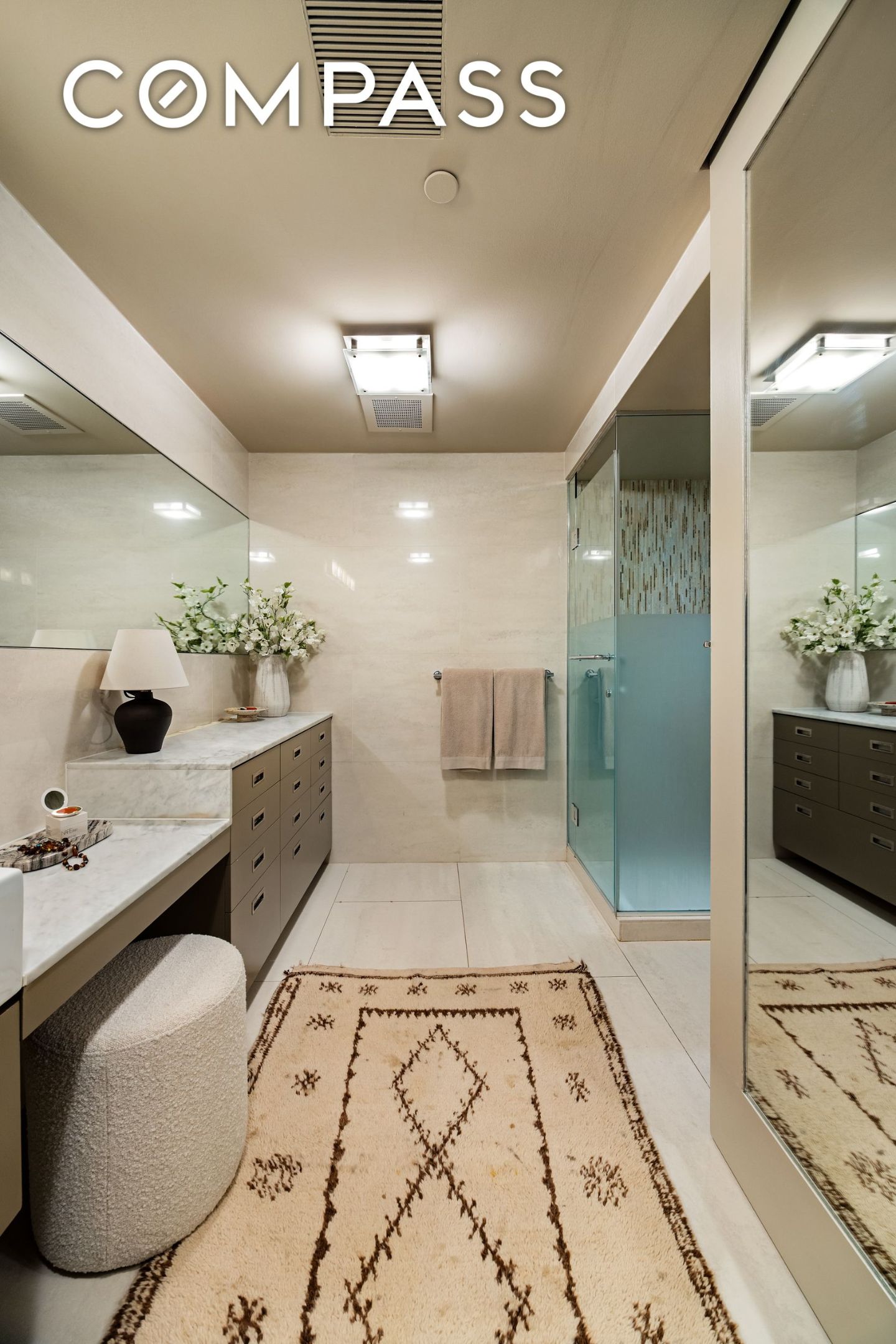 #16 photo, 159 Duane Street, Tribeca , NY 10013