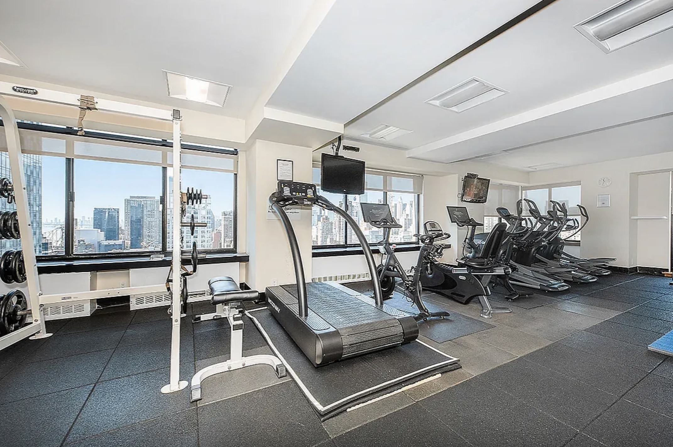 #8 photo, 400 E 70th Street, Upper East Side , NY 10021