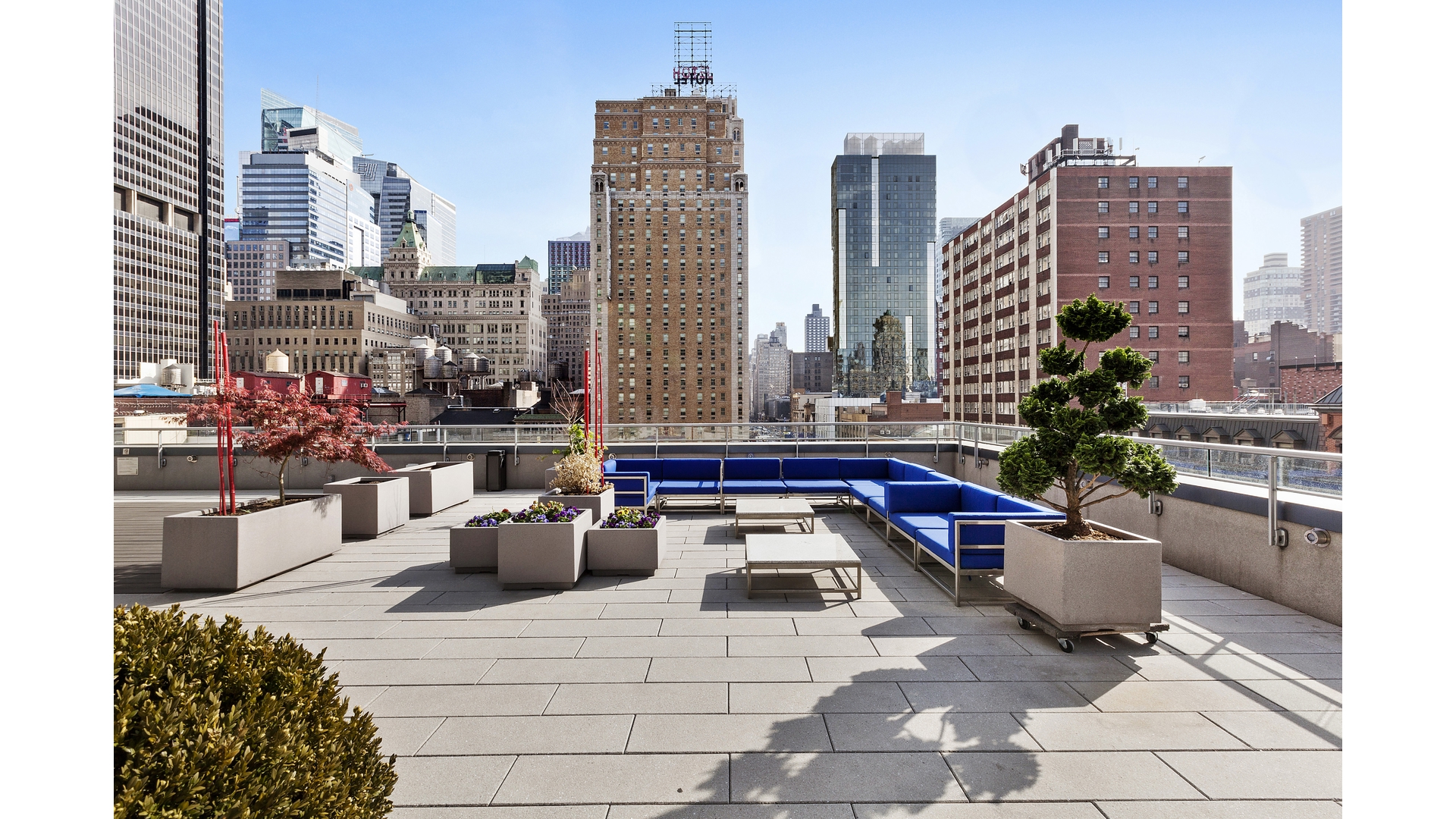 #19 photo, 247 W 46TH Street, Midtown , NY 10036