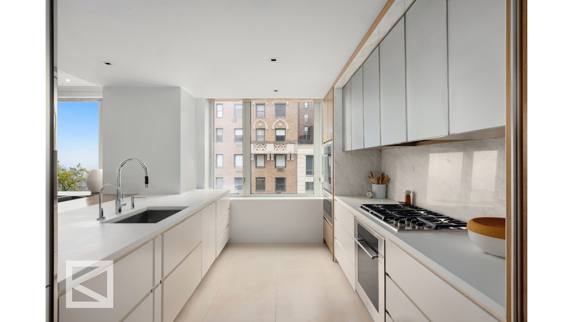 #9 photo, 90 E END Avenue, Yorkville , NY 10028