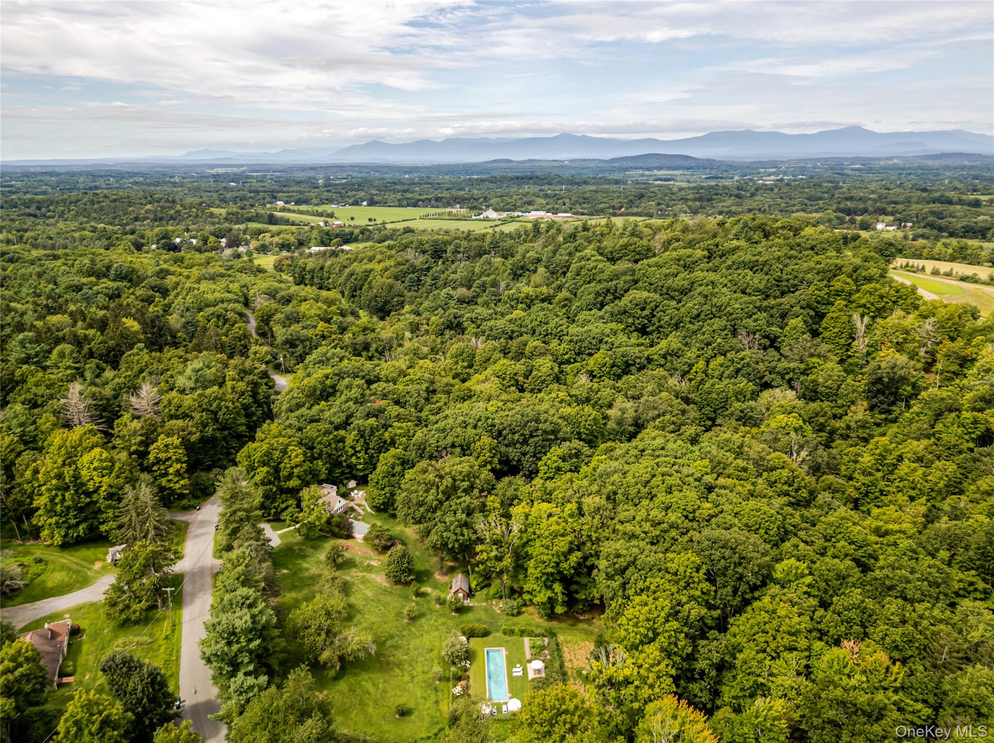 #9 photo, 111 Miller Road, Hudson , NY 12534