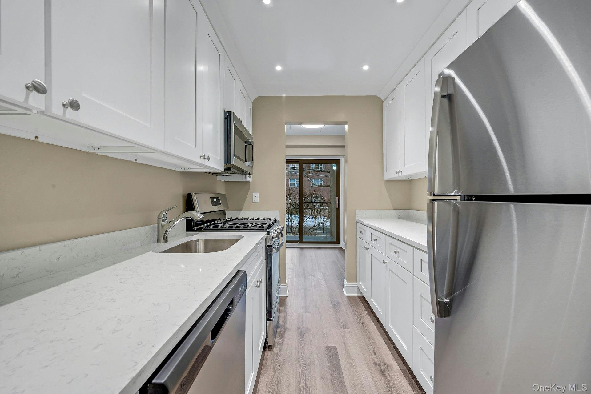 #10 photo, 505 White Plains Road, Eastchester , NY 10709