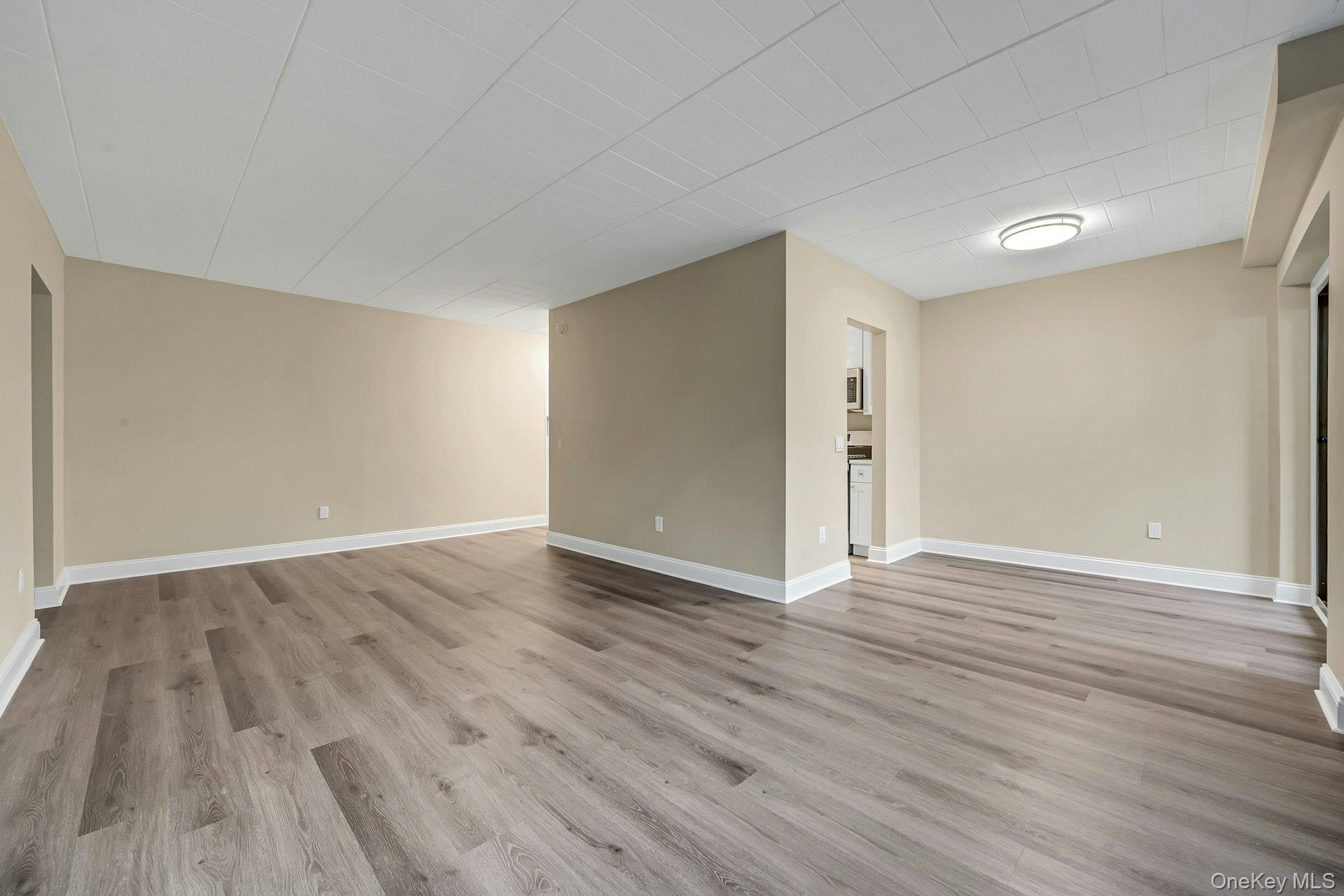 #5 photo, 505 White Plains Road, Eastchester , NY 10709