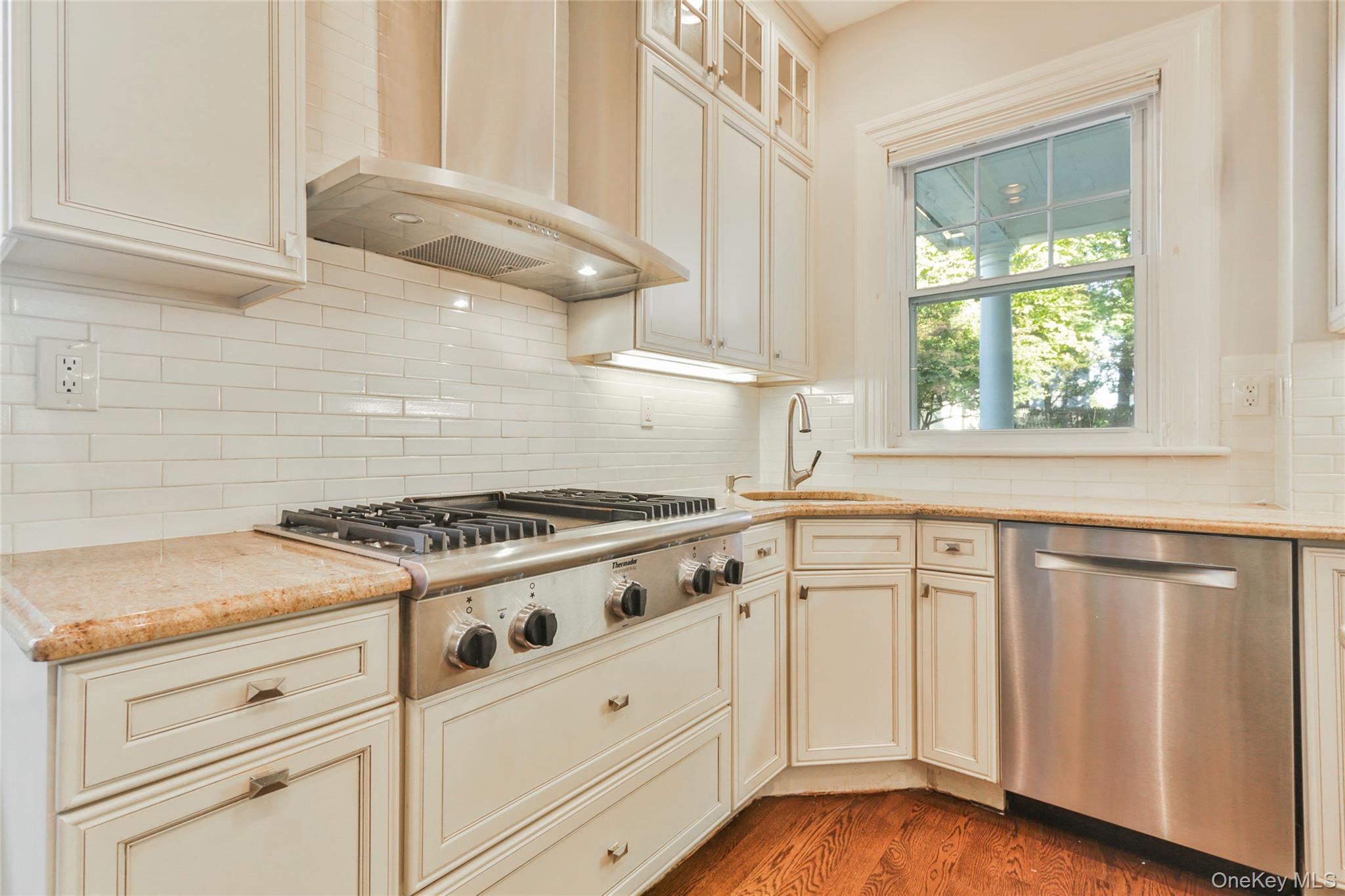 #13 photo, 309 Milbank Avenue, Greenwich , CT 06830