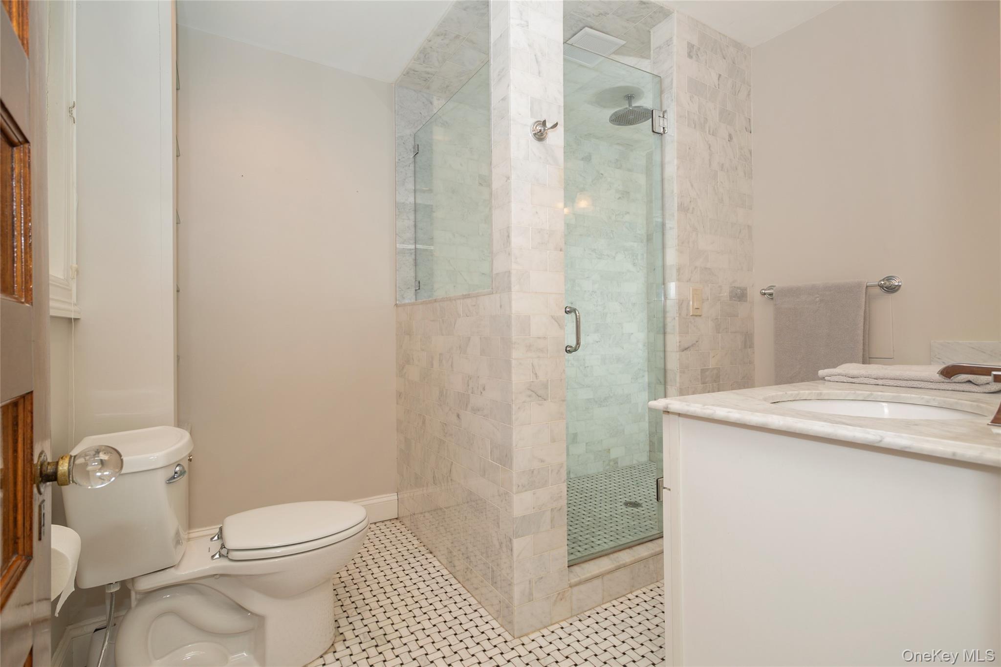 #19 photo, 309 Milbank Avenue, Greenwich , CT 06830