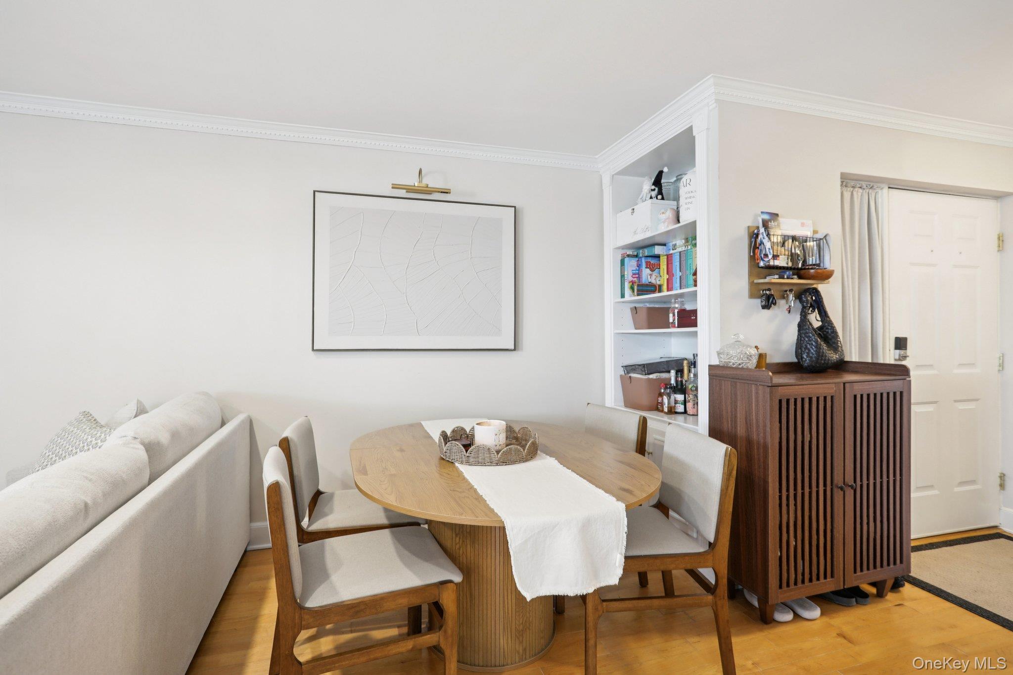 #10 photo, 168 Birchwood Close, Chappaqua , NY 10514