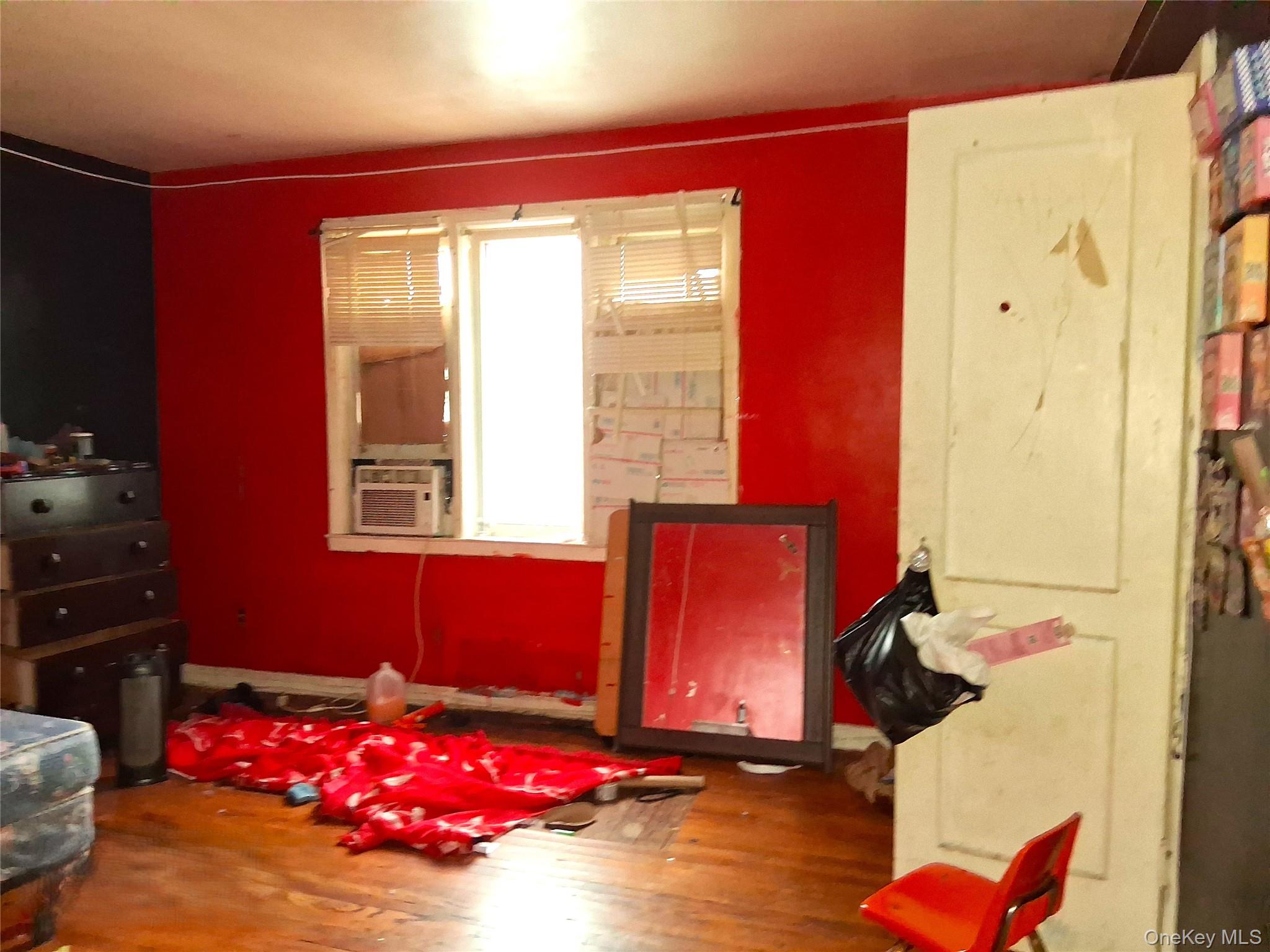 #6 photo, 118-11 198th Street, Saint Albans , NY 11412