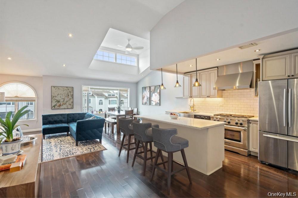 #2 photo, 241-43B Oak Park Drive, 皇后区 道格拉斯顿 Douglaston , NY 11362