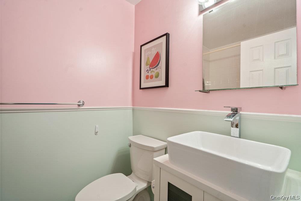 #5 photo, 241-43B Oak Park Drive, 皇后区 道格拉斯顿 Douglaston , NY 11362