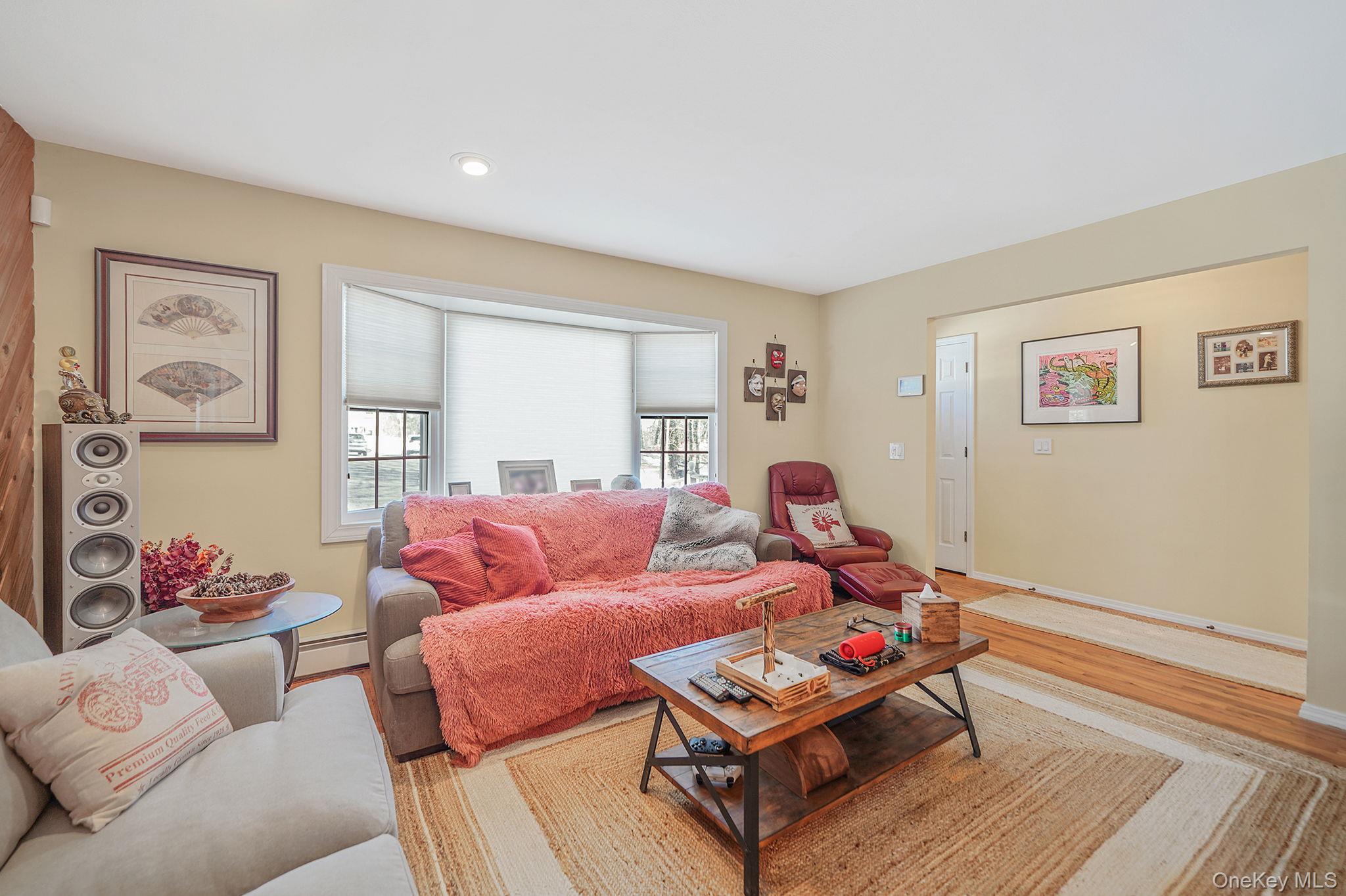 #8 photo, 6 Hillside Road, Sound Beach , NY 11789