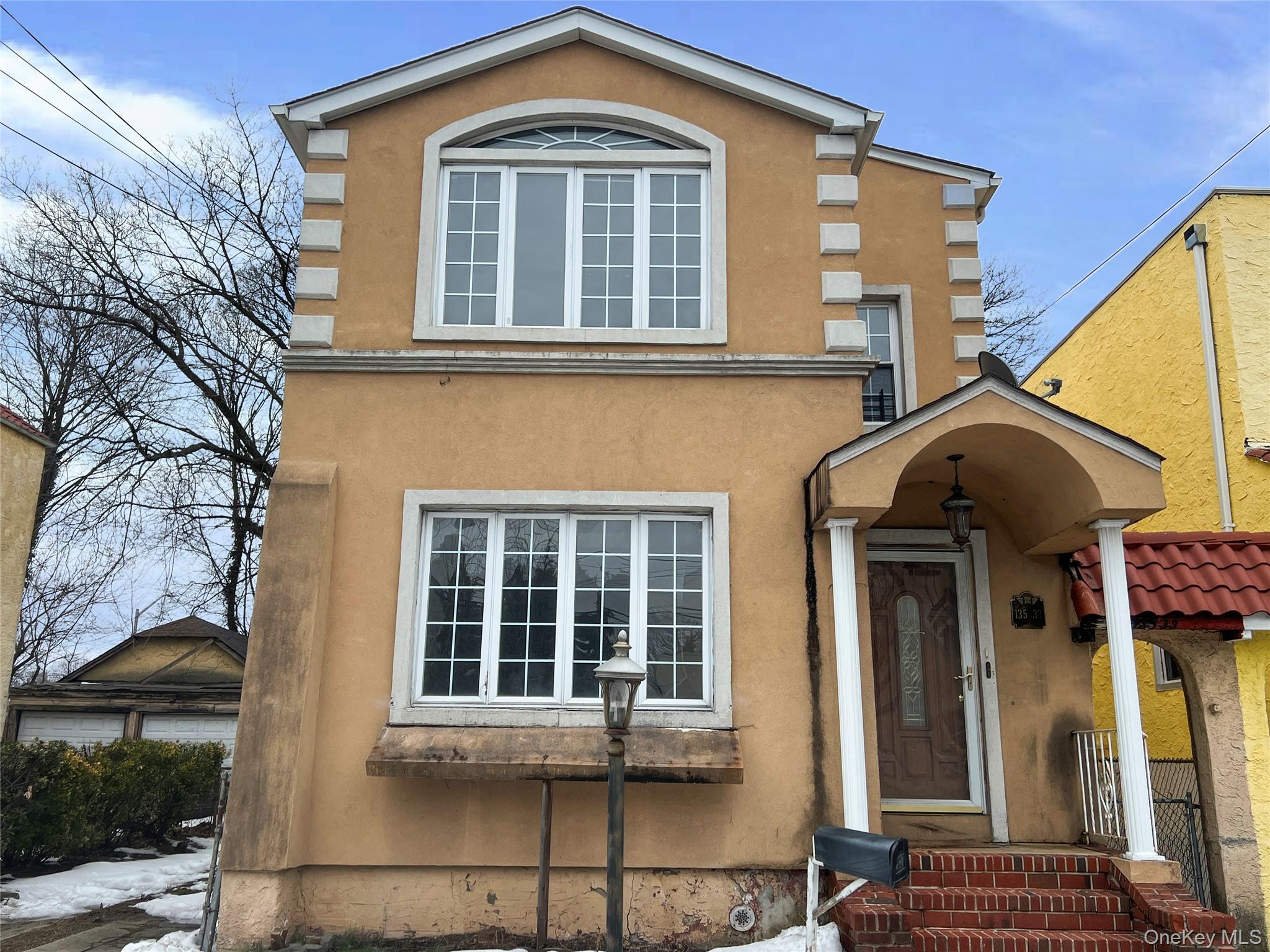 #1 photo, 13533 234th Place, कुईंस Rosedale , NY 11422