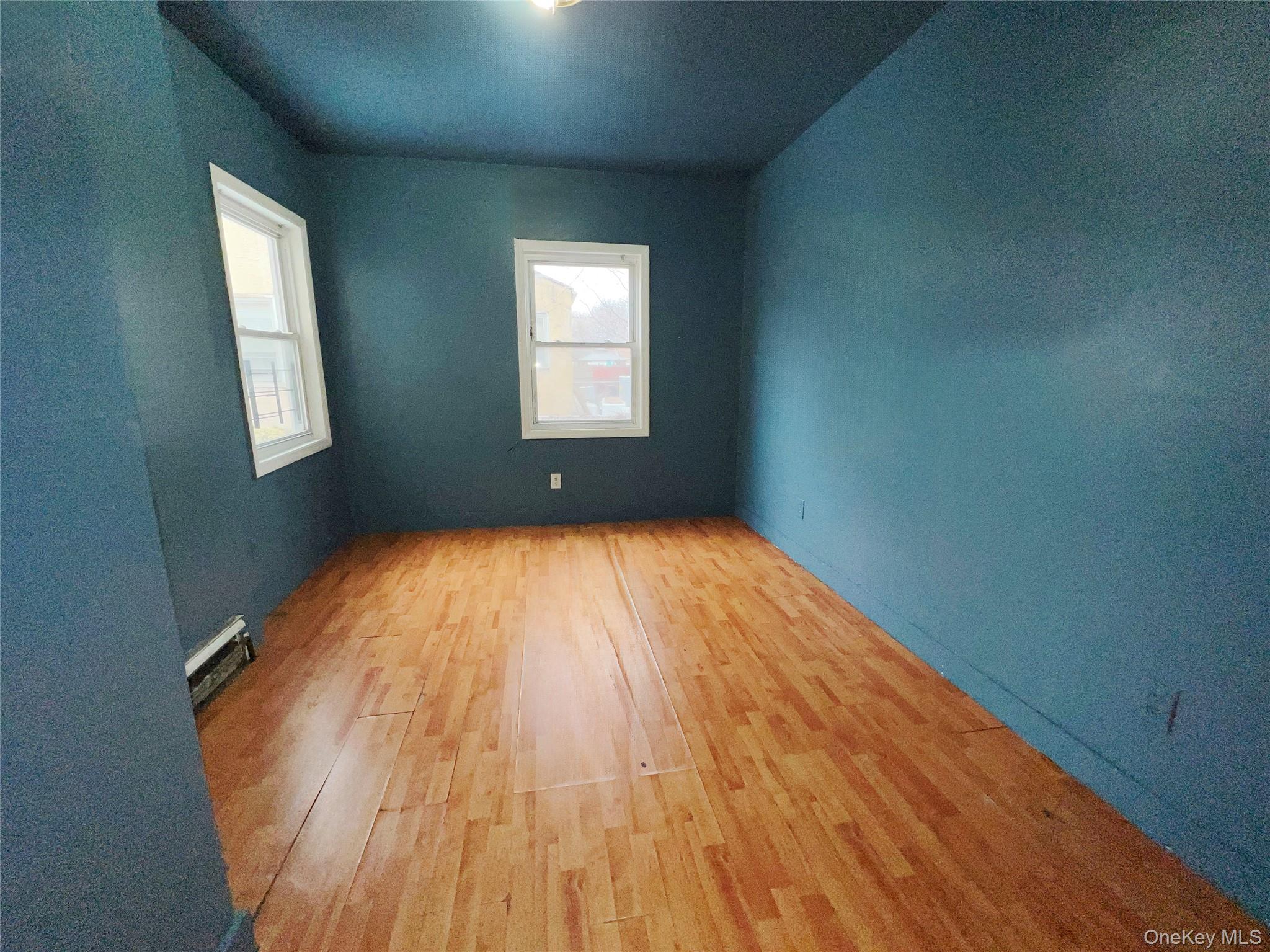 #11 photo, 13533 234th Place, कुईंस Rosedale , NY 11422