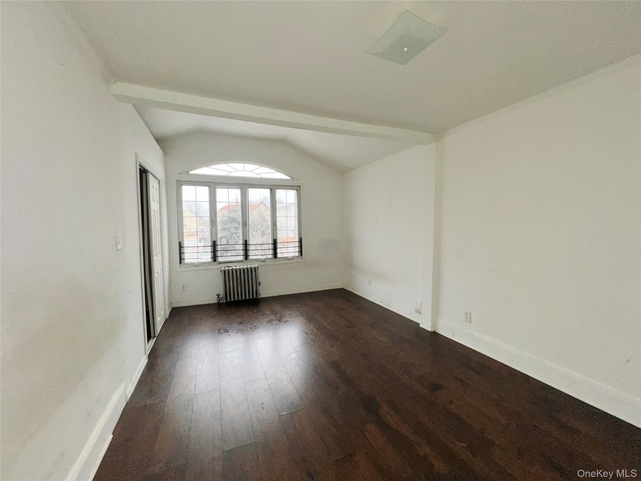 #19 photo, 13533 234th Place, कुईंस Rosedale , NY 11422