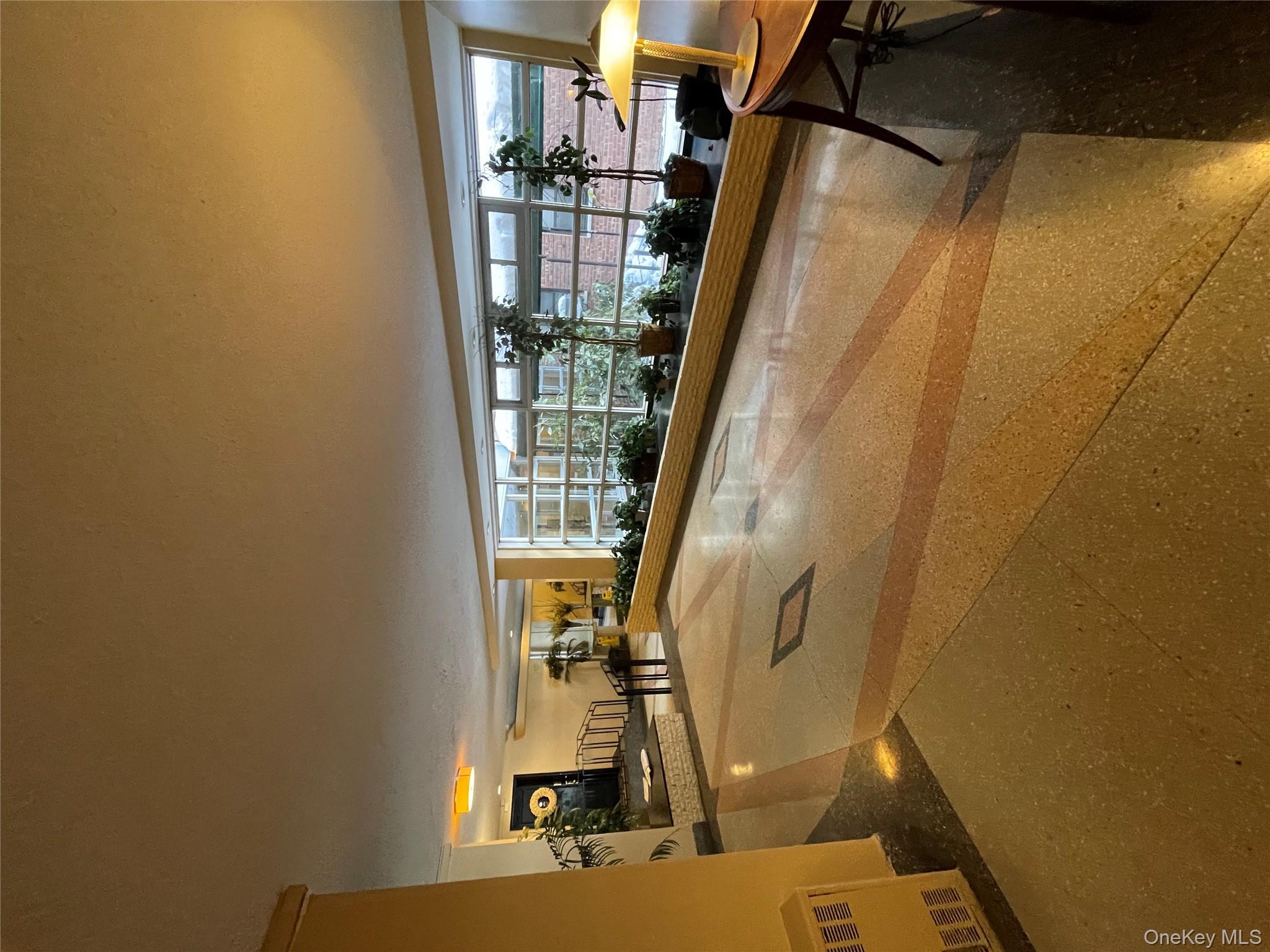 #1 photo, 118-60 METROPOLITAN Avenue, Kew Gardens , NY 11415