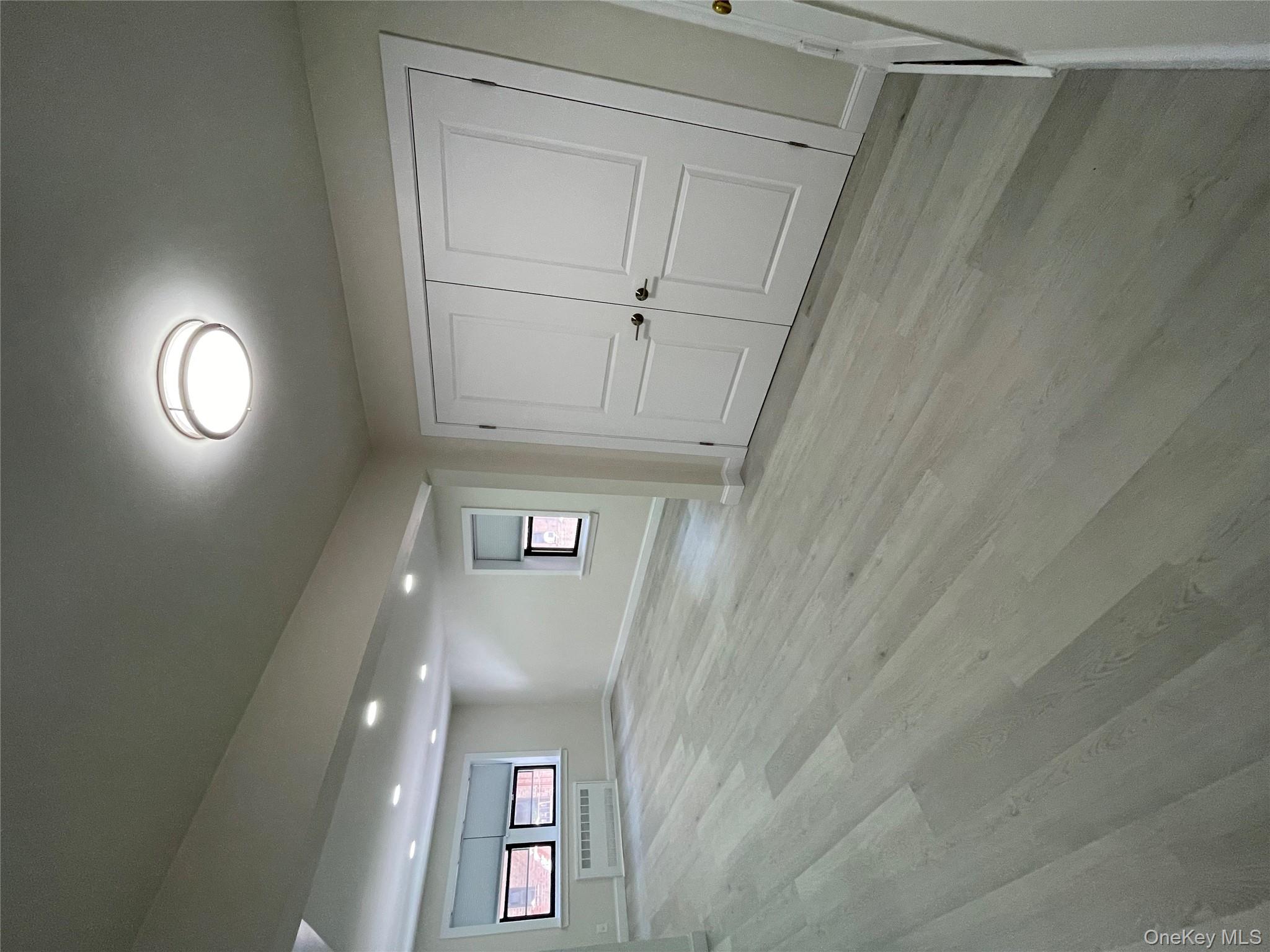 #11 photo, 118-60 METROPOLITAN Avenue, Kew Gardens , NY 11415