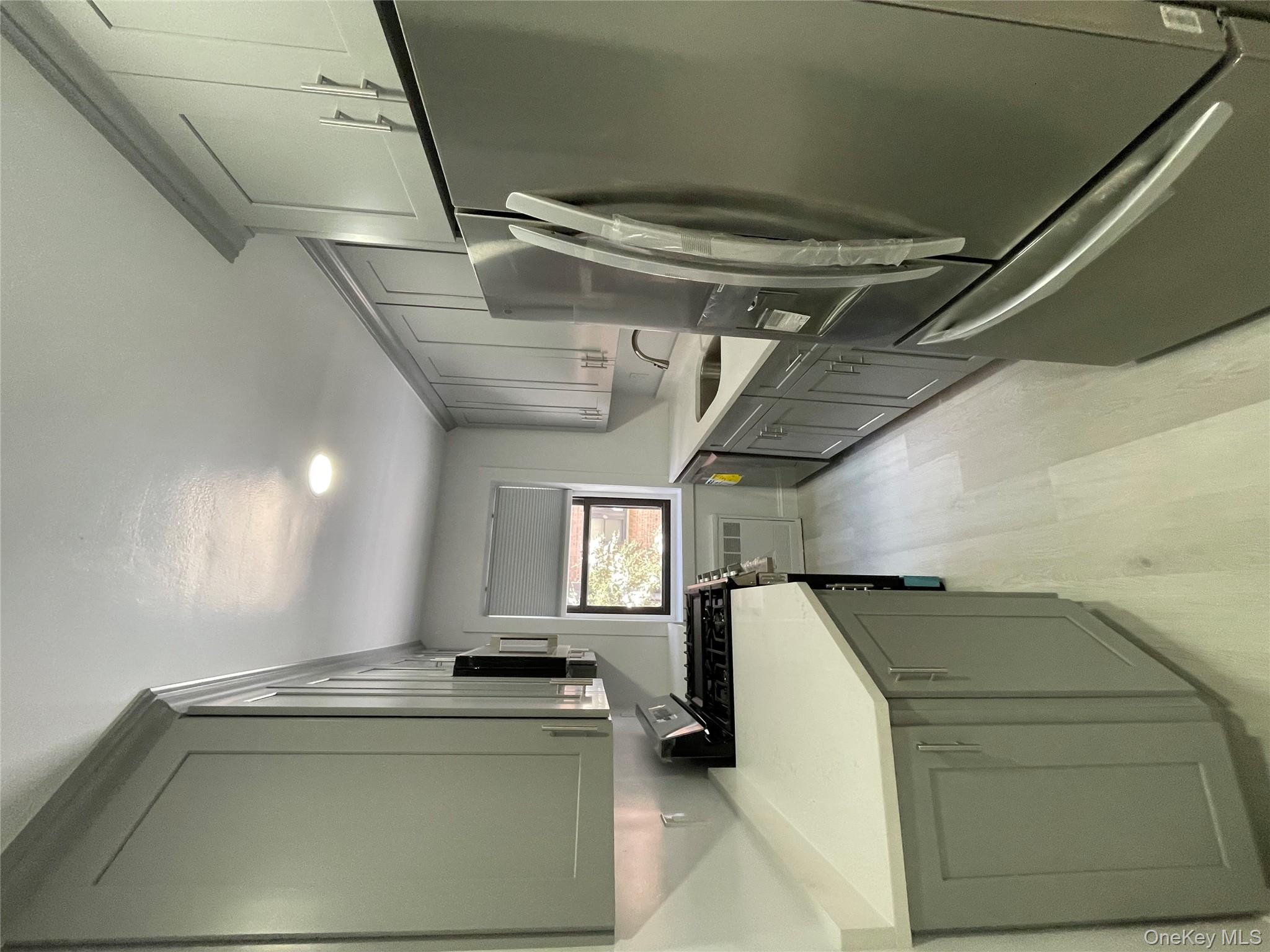 #14 photo, 118-60 METROPOLITAN Avenue, Kew Gardens , NY 11415