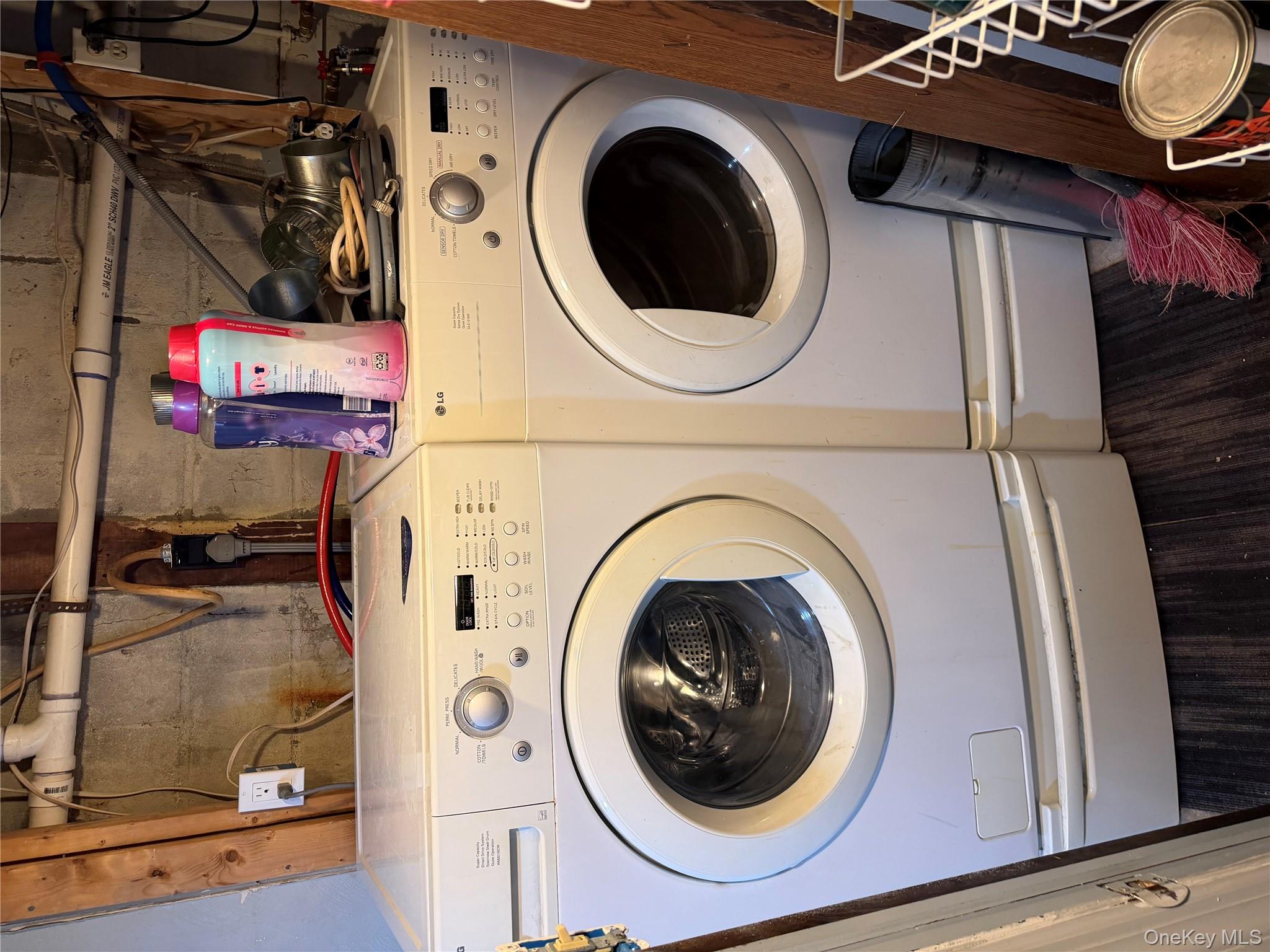 #18 photo, 712 7th Street, West Babylon , NY 11704