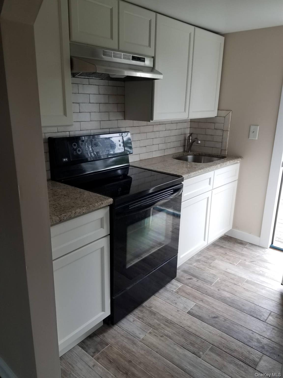 #3 photo, 712 7th Street, Саффолк ‖ West Babylon , NY 11704