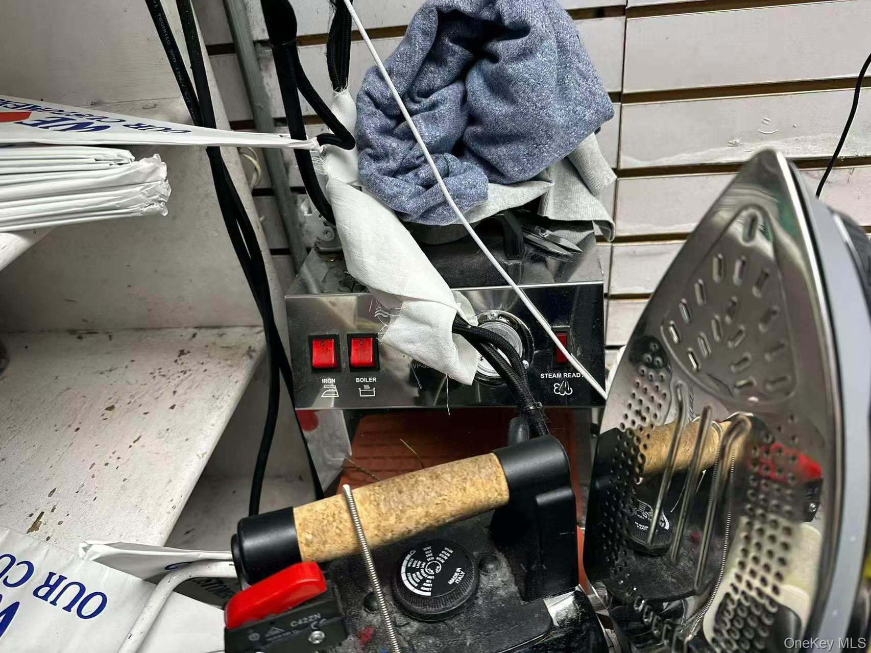 #8 photo, Jamaica, קווינס Jamaica , NY 11435