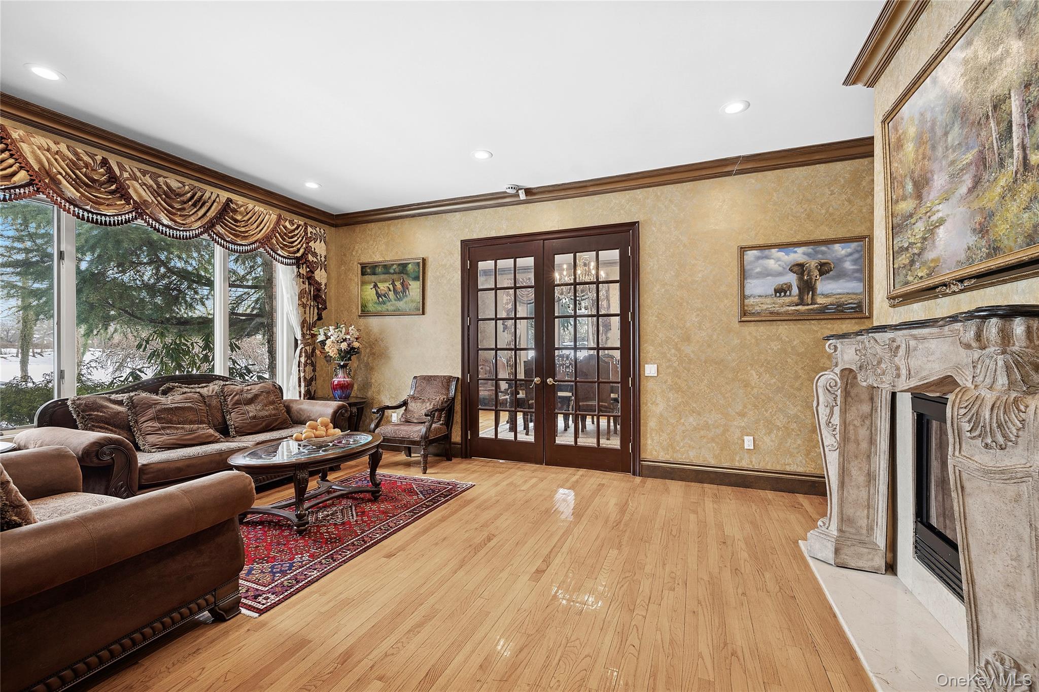 #4 photo, 582 Atlantic Avenue, Lawrence , NY 11559