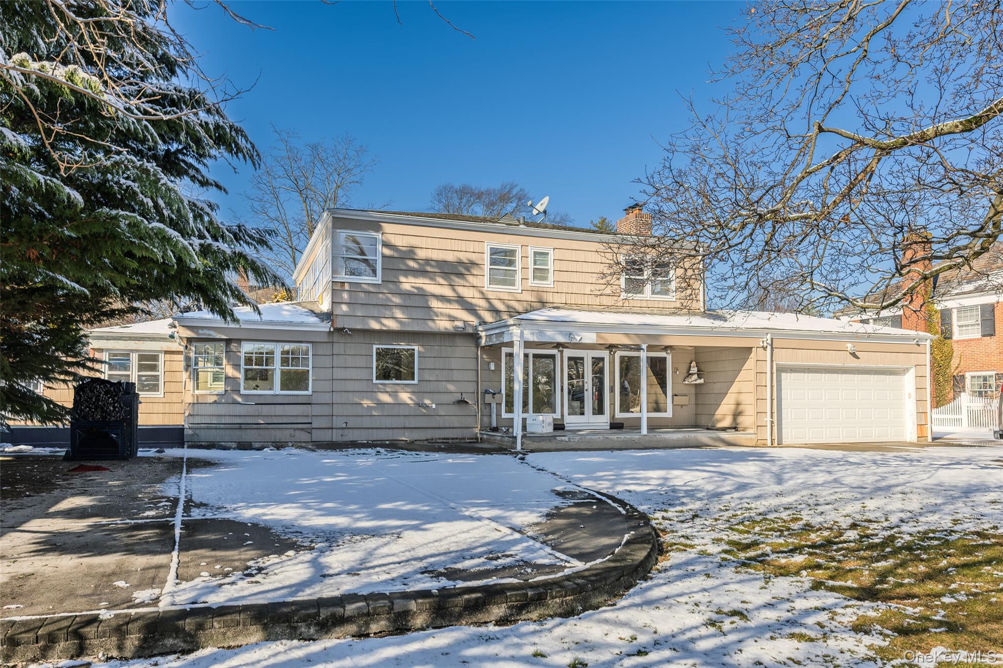 #5 photo, 467 Hempstead Avenue, नासाउ काउंटी Rockville Centre , NY 11570