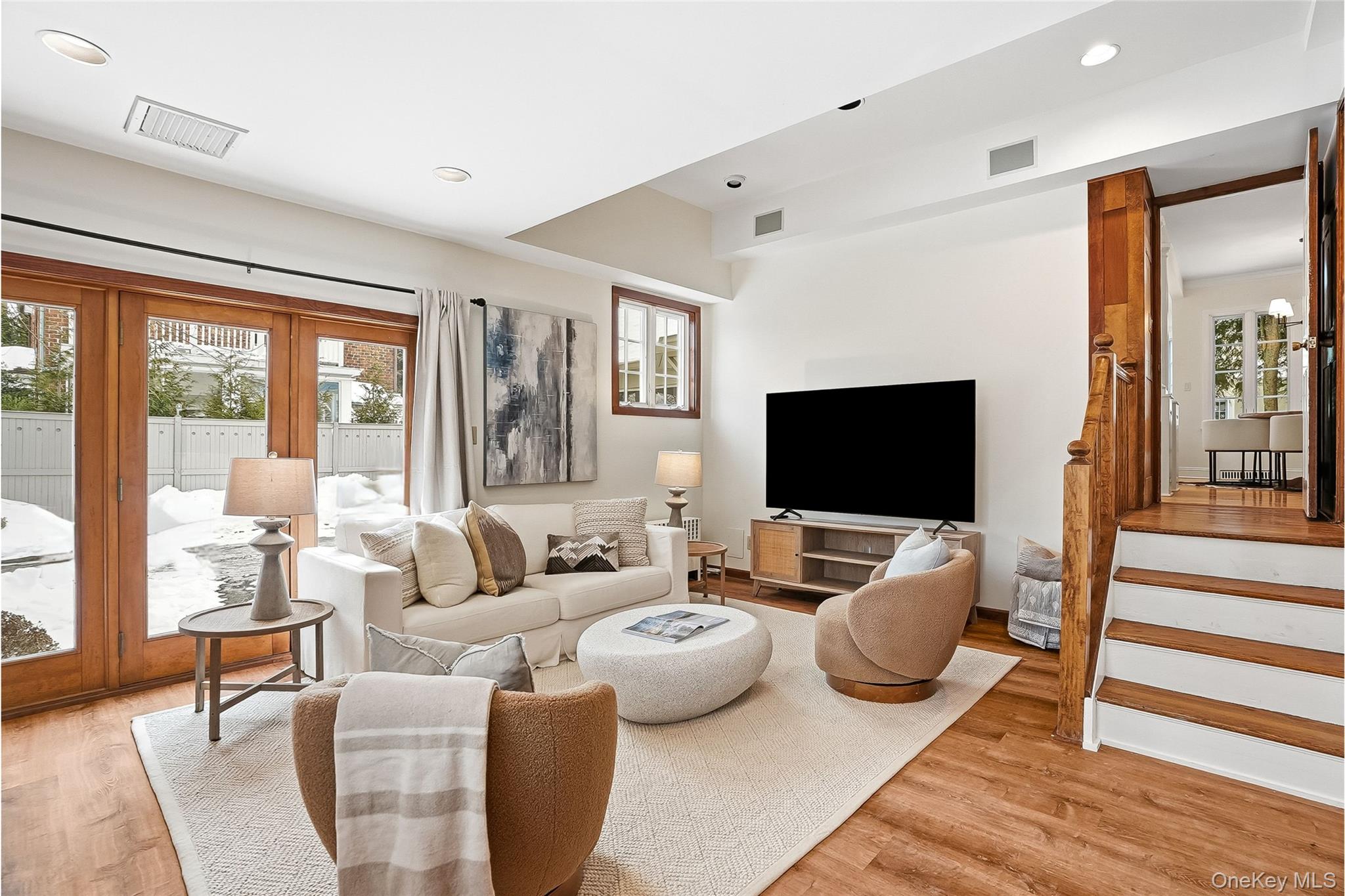 #15 photo, 1 Oneida Street, Rye , NY 10580