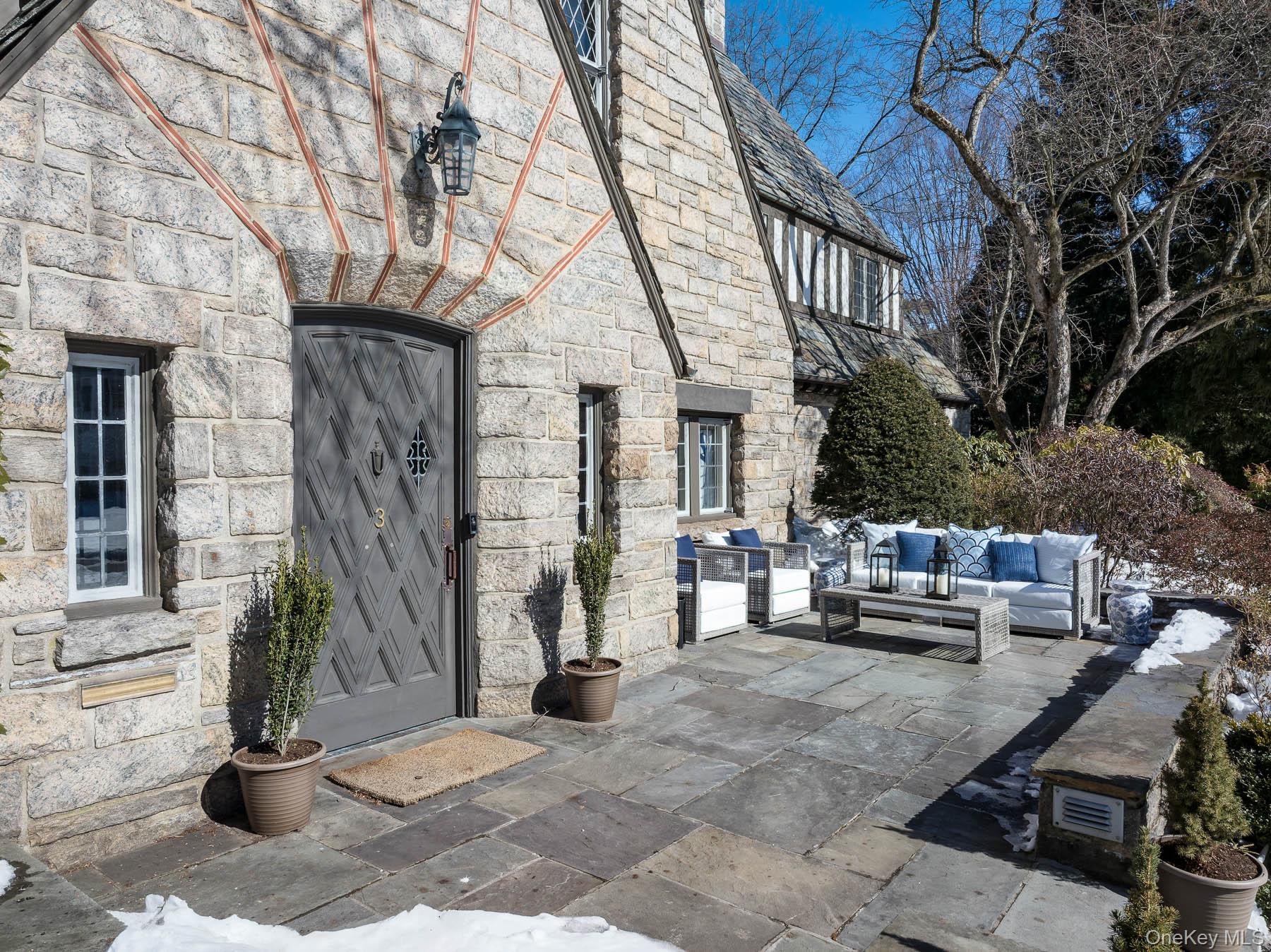 #4 photo, 3 Westway, Bronxville , NY 10708