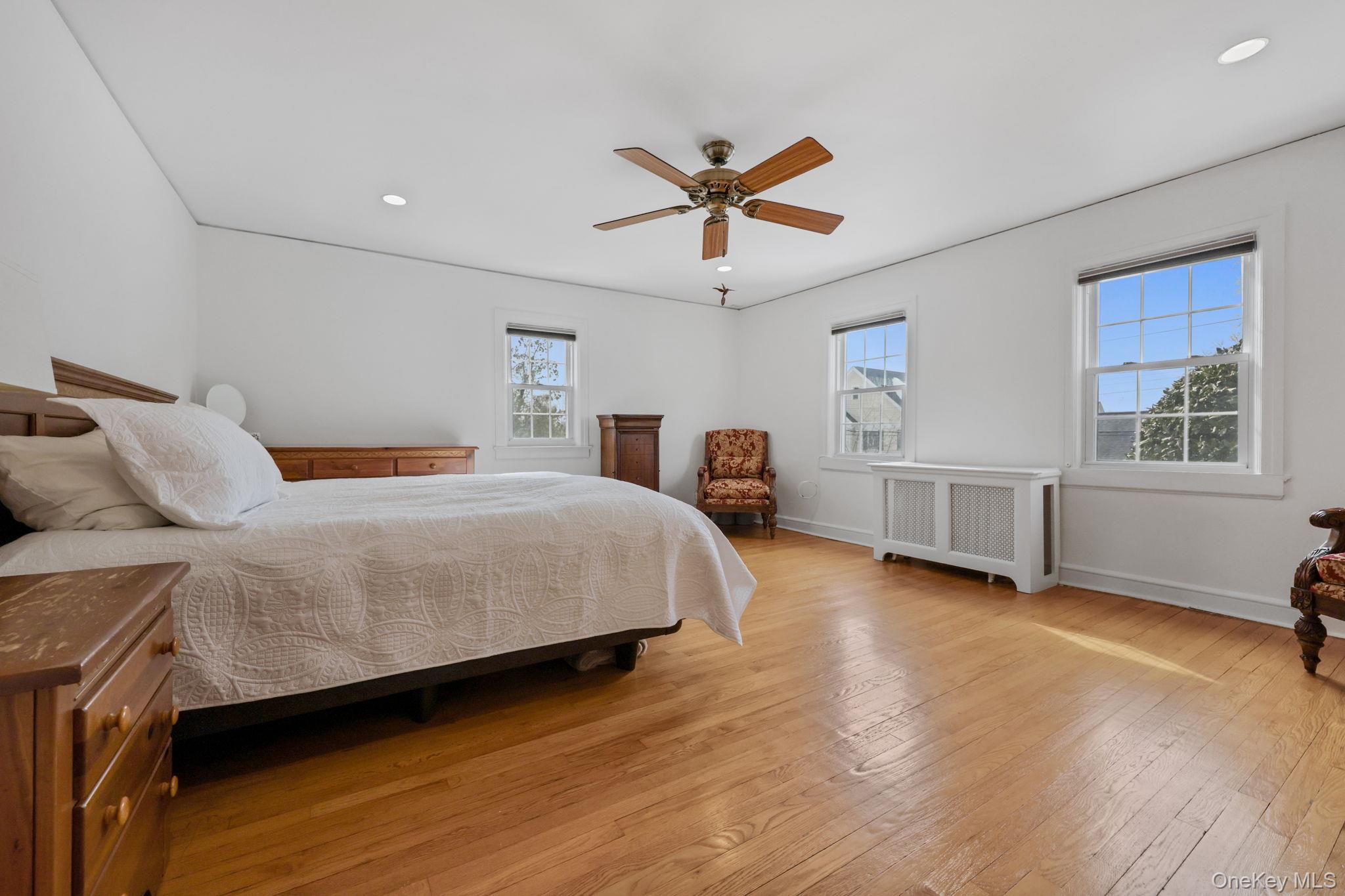 #15 photo, 401 Heathcote Road, Scarsdale , NY 10583