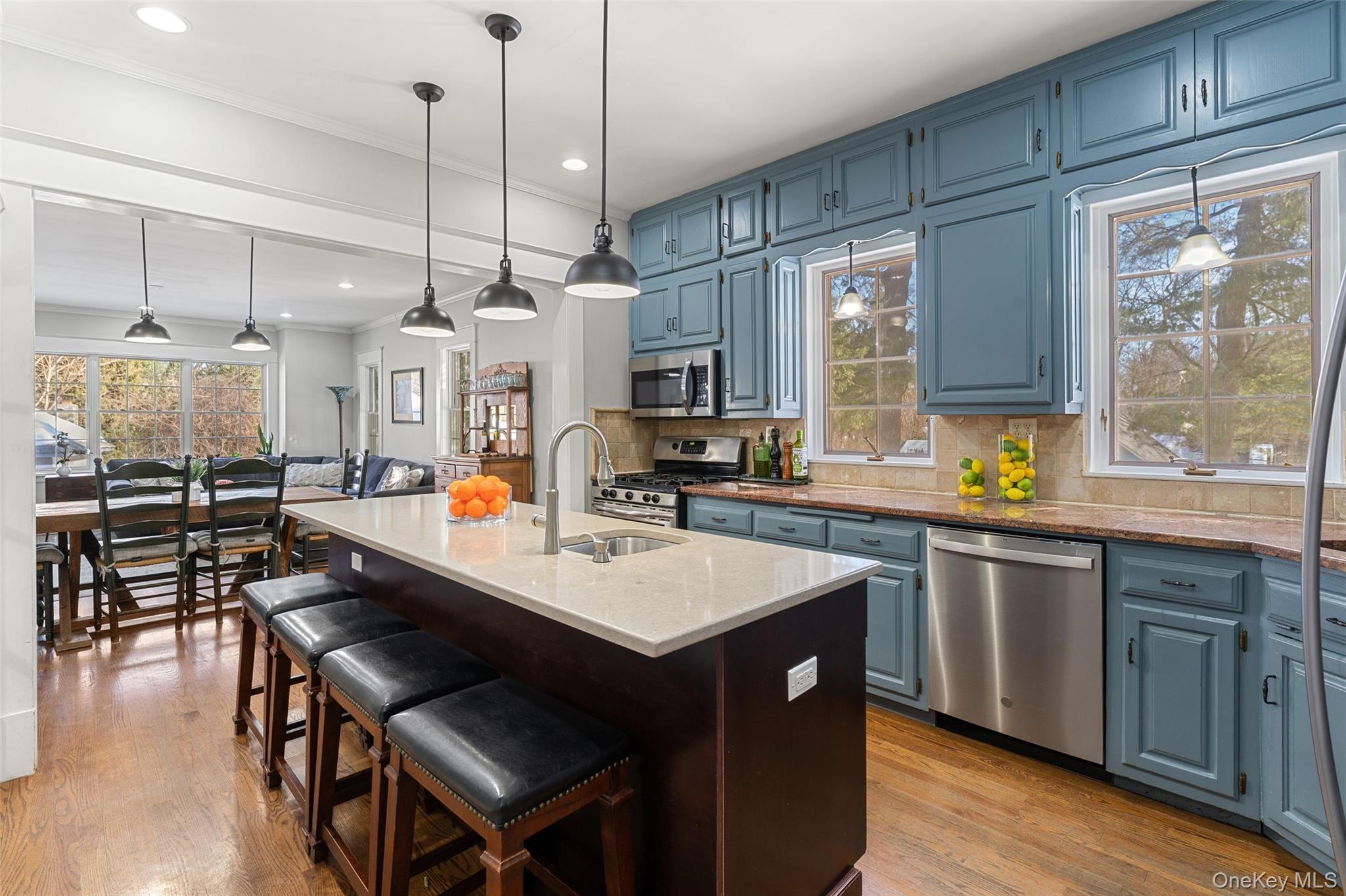 #10 photo, 12 Swarthmore Road, Scarsdale , NY 10583