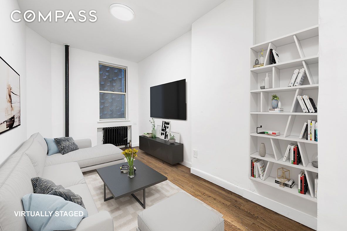 #2 photo, New York City, East Village , NY 10009