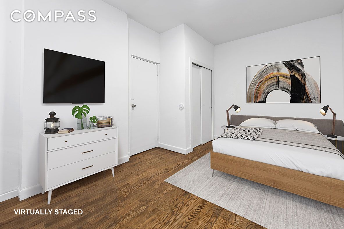 #3 photo, New York City, East Village , NY 10009