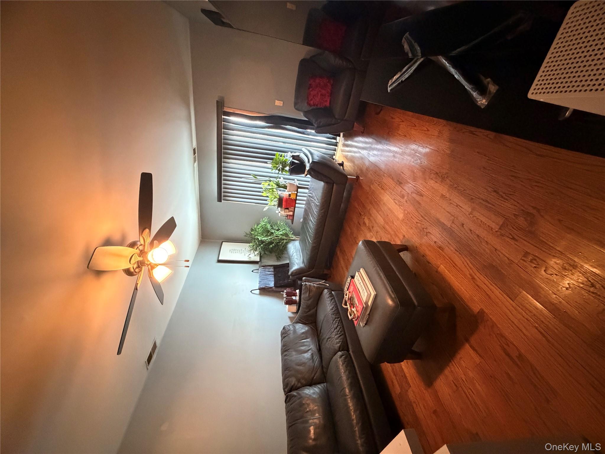 #7 photo, 2712 Schleigel Boulevard, Саффолк ‖ Amityville , NY 11701