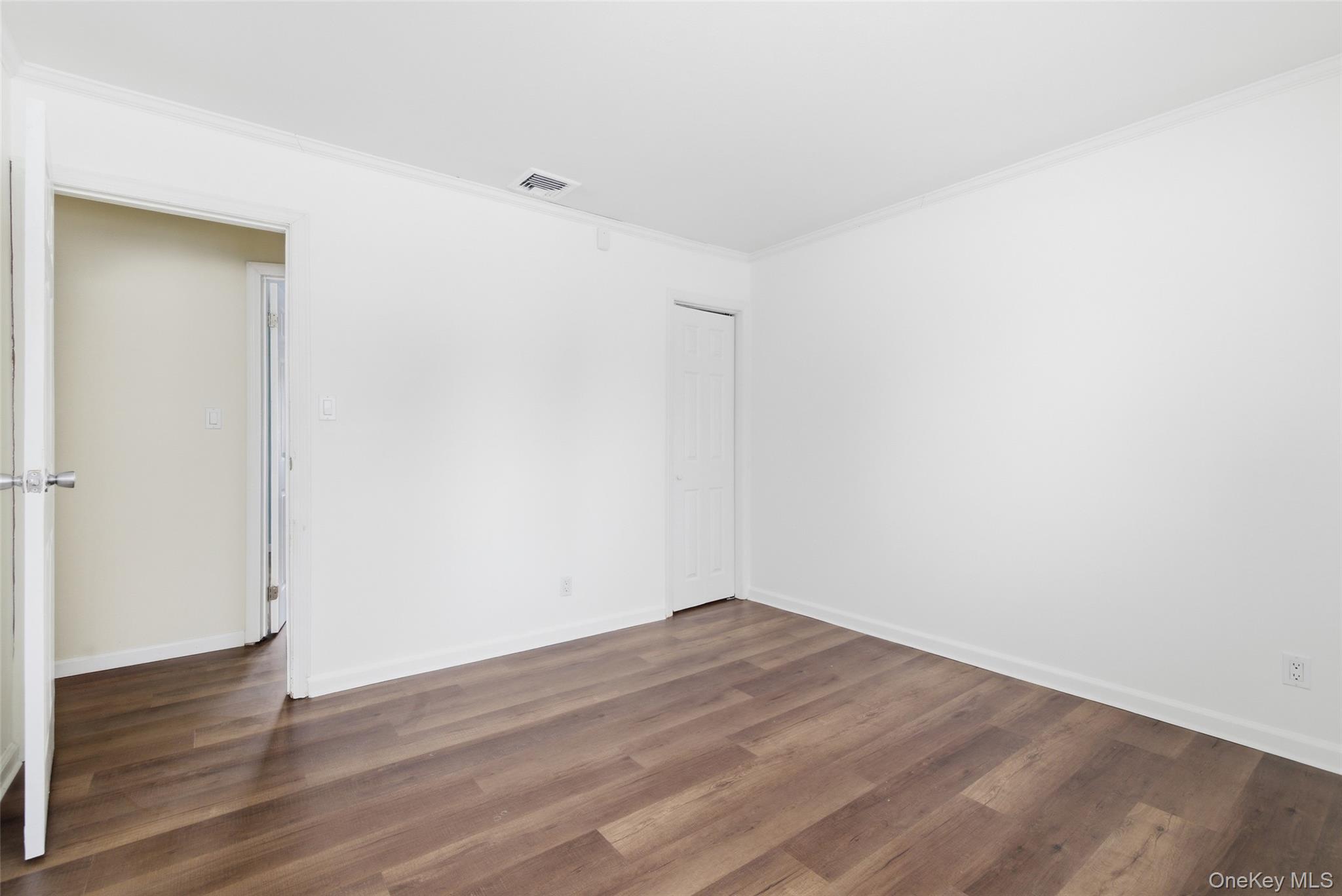 #16 photo, 449 52nd Street, Lindenhurst , NY 11757