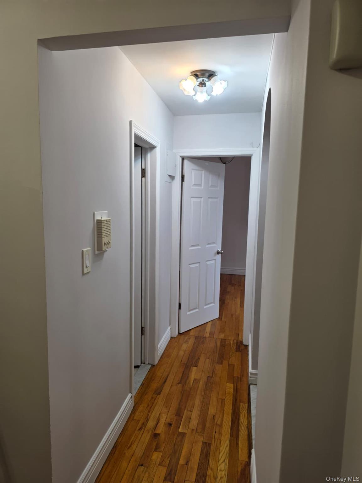 #15 photo, 8470 129th Street, क्यू गार्डन्स Kew Gardens , NY 11415