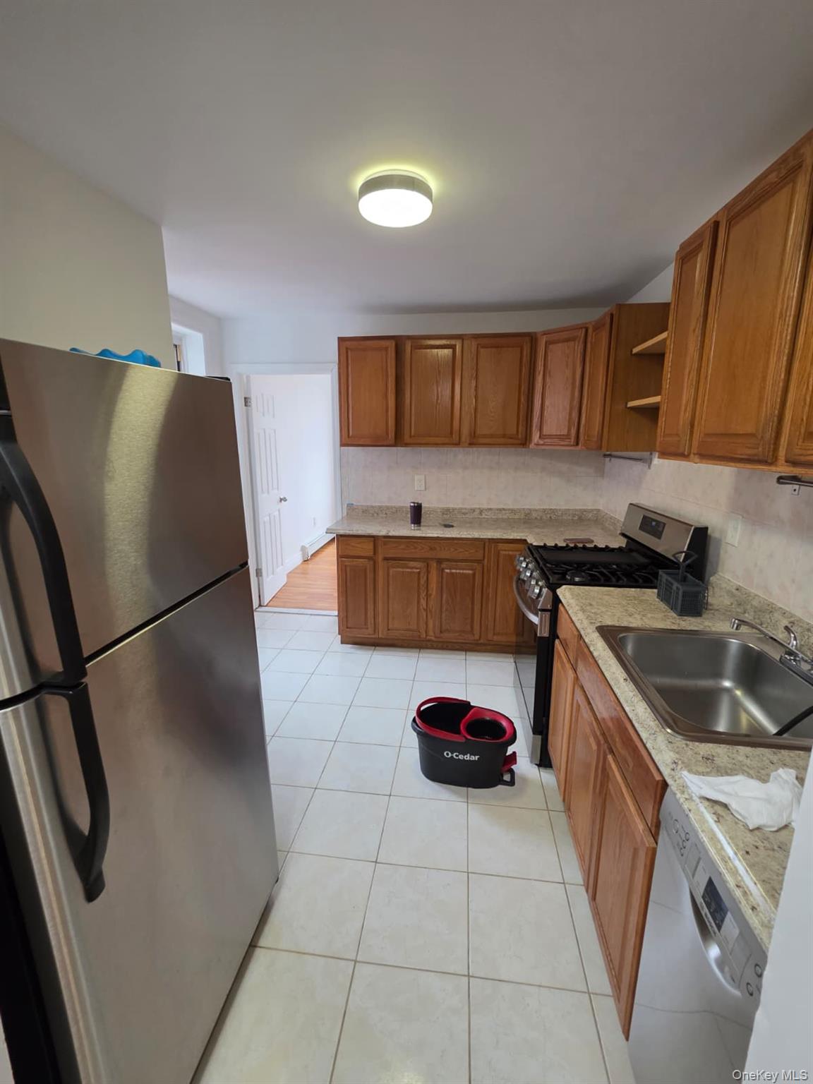 #20 photo, 8470 129th Street, क्यू गार्डन्स Kew Gardens , NY 11415