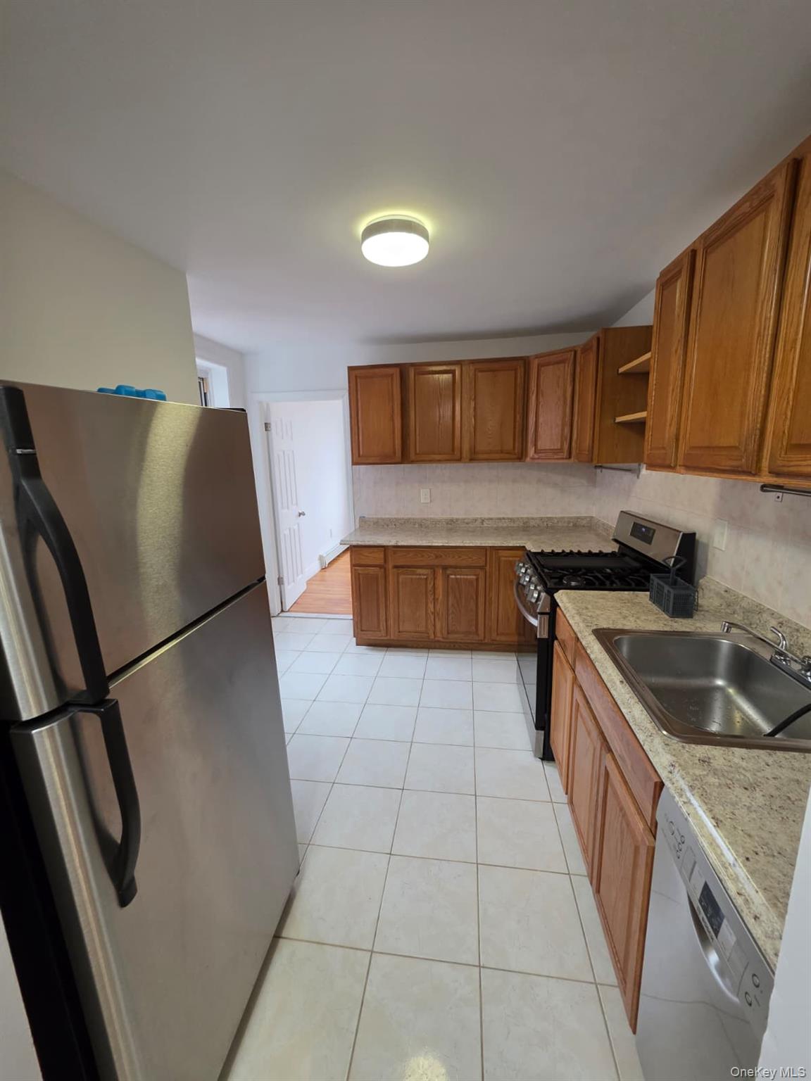 #7 photo, 8470 129th Street, क्यू गार्डन्स Kew Gardens , NY 11415