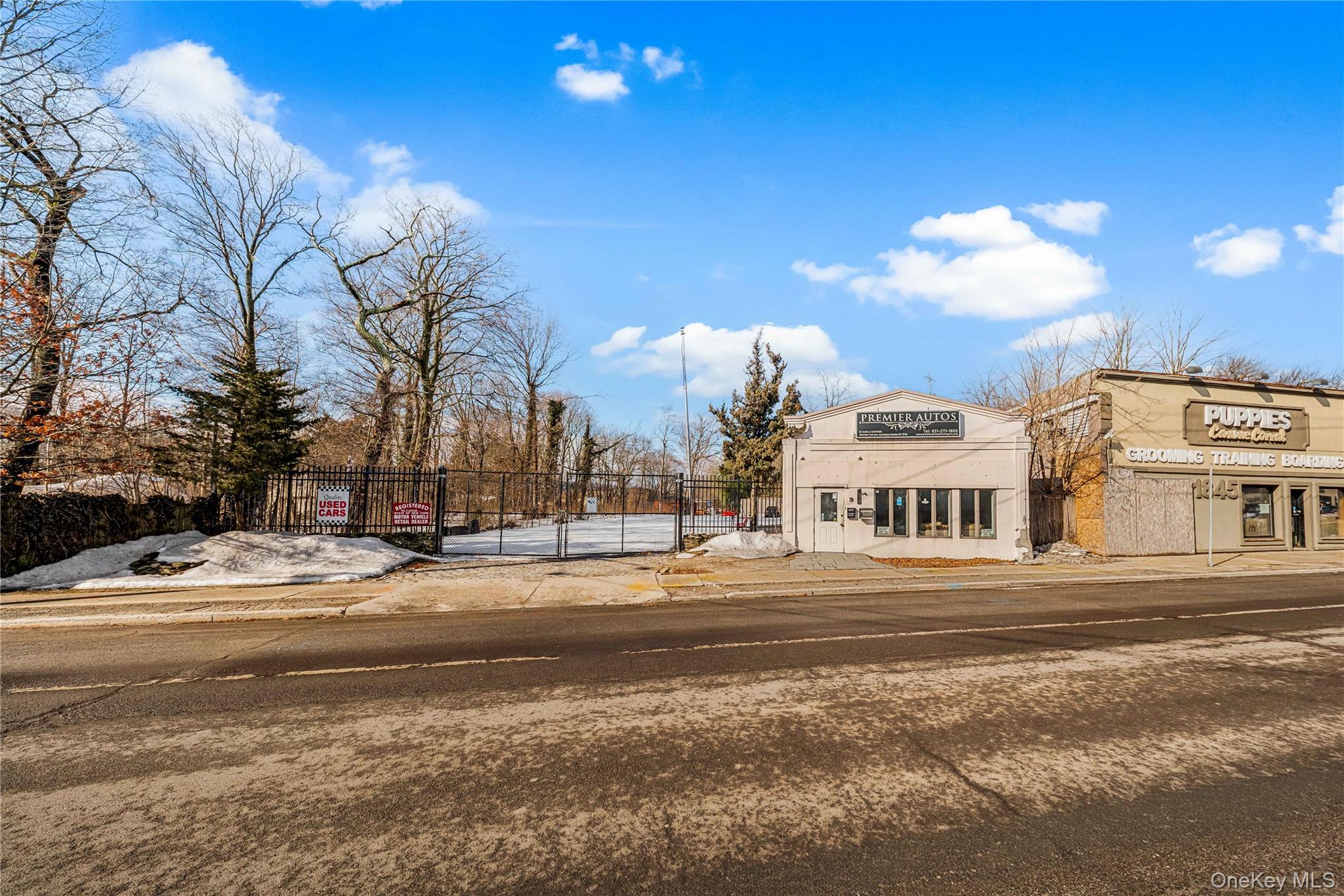 #1 photo, 1849 New York Avenue, מחוז סאפוק Huntington Station , NY 11746