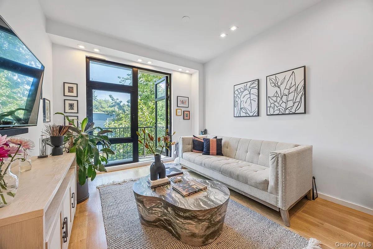 #3 photo, 1110 Madison Street, Brooklyn , NY 11221