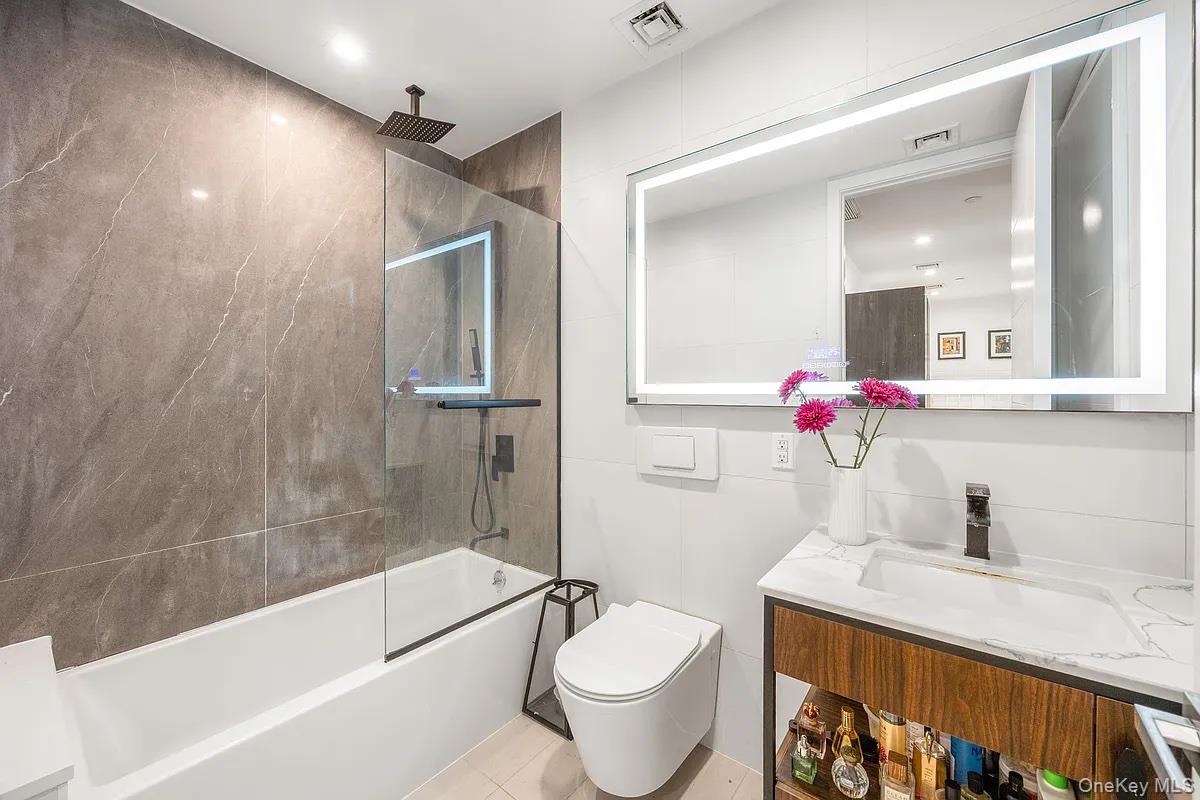 #5 photo, 1110 Madison Street, Brooklyn , NY 11221