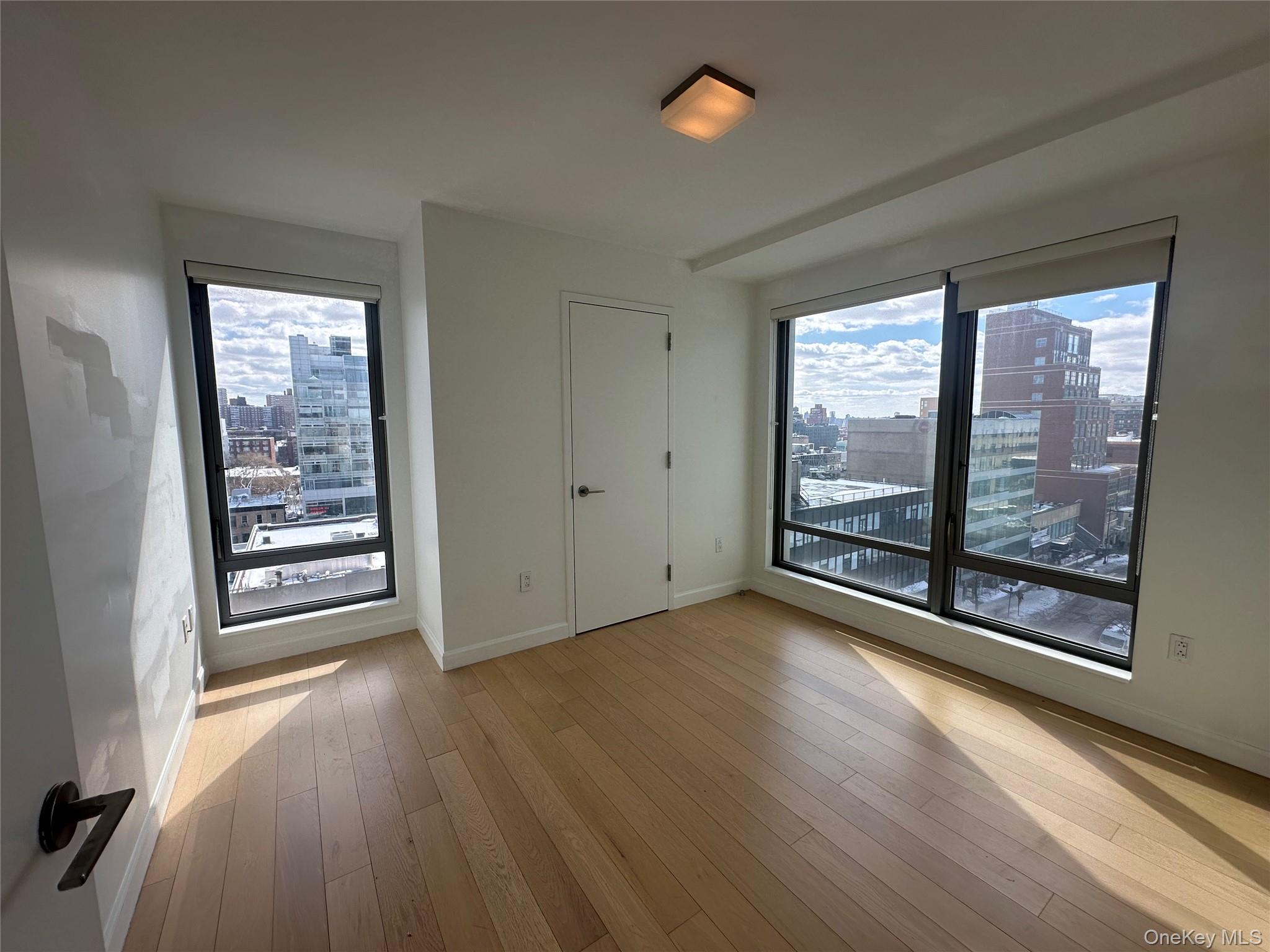 #14 photo, 138-35 39th Avenue, फ्लशिंग Flushing , NY 11354