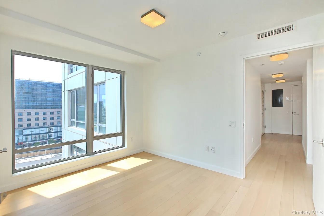 #15 photo, 138-35 39th Avenue, फ्लशिंग Flushing , NY 11354