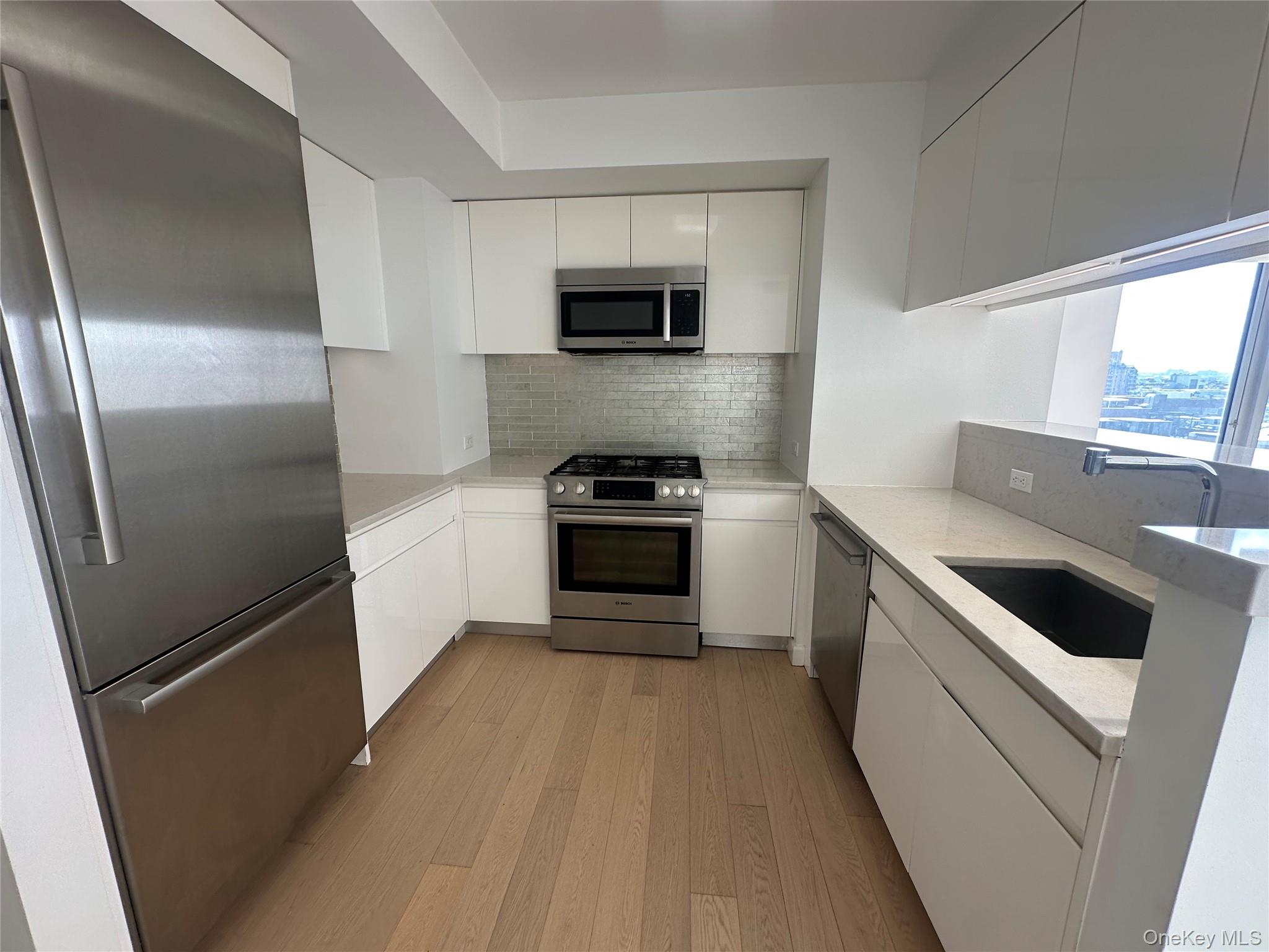 #9 photo, 138-35 39th Avenue, फ्लशिंग Flushing , NY 11354