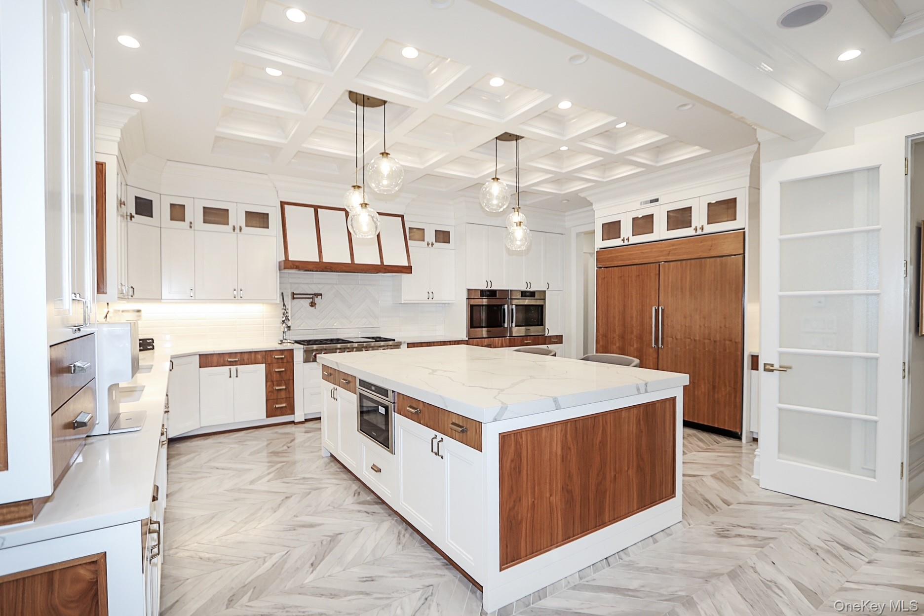 #13 photo, 19 Gilbert Road, ग्रेट नेक Great Neck , NY 11024