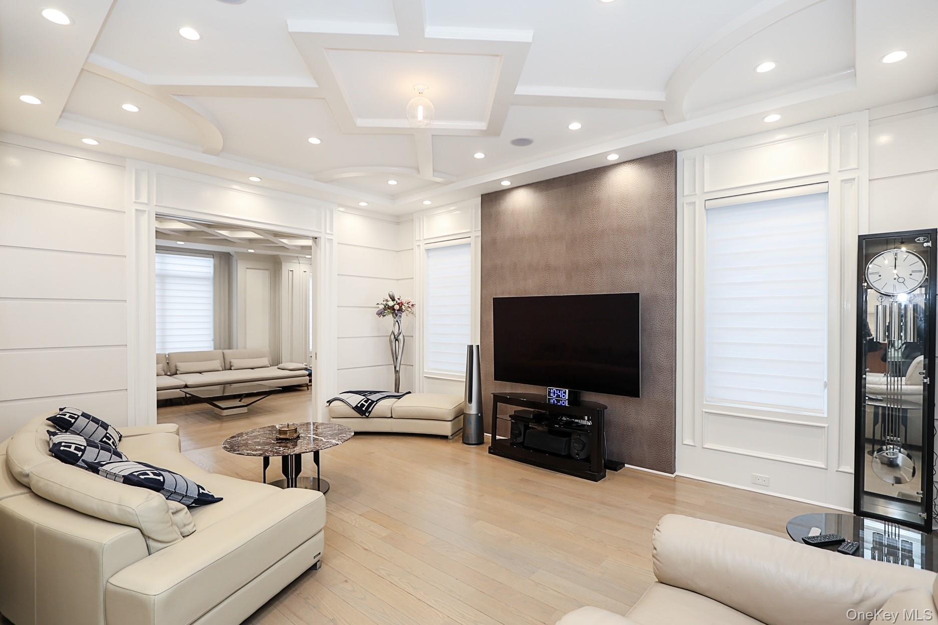 #15 photo, 19 Gilbert Road, ग्रेट नेक Great Neck , NY 11024