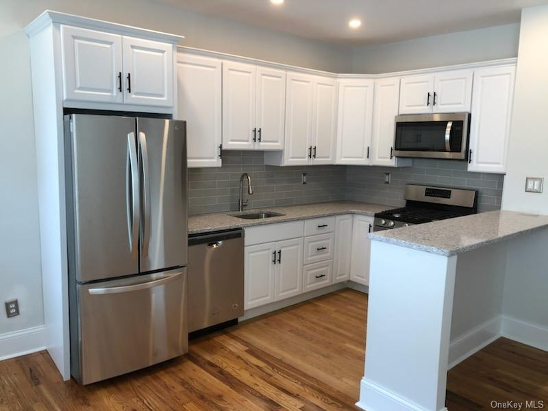 #2 photo, 111 7th Street, गार्डन सिटी Garden City , NY 11530