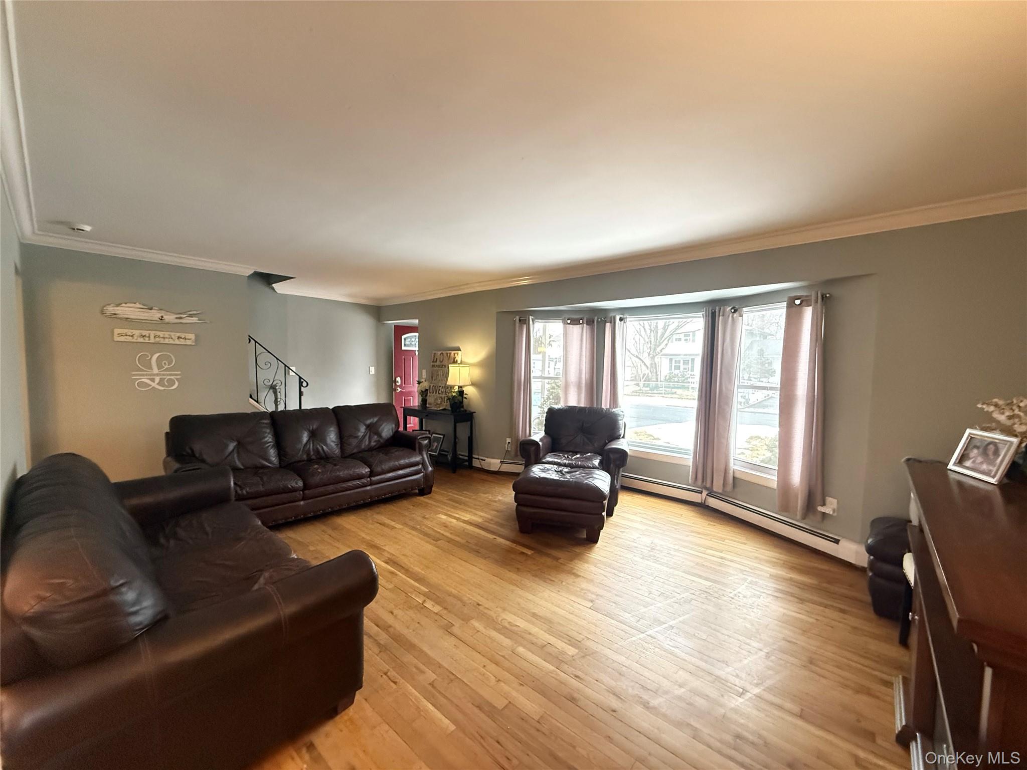 #3 photo, 92 Southaven Avenue, 롱 아일랜드 Mastic , NY 11950