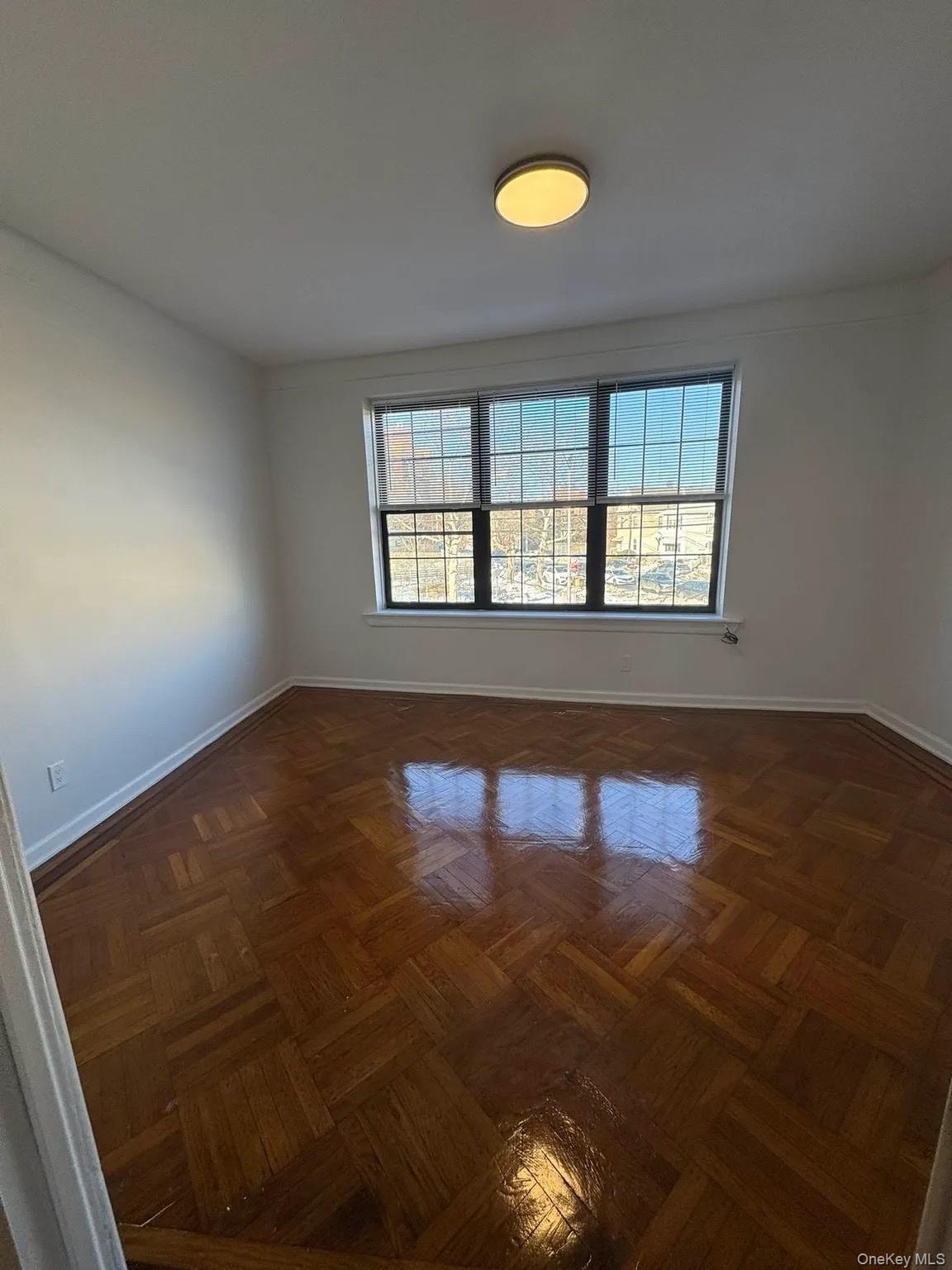 #6 photo, Woodside, वुडसाइड Woodside , NY 11377