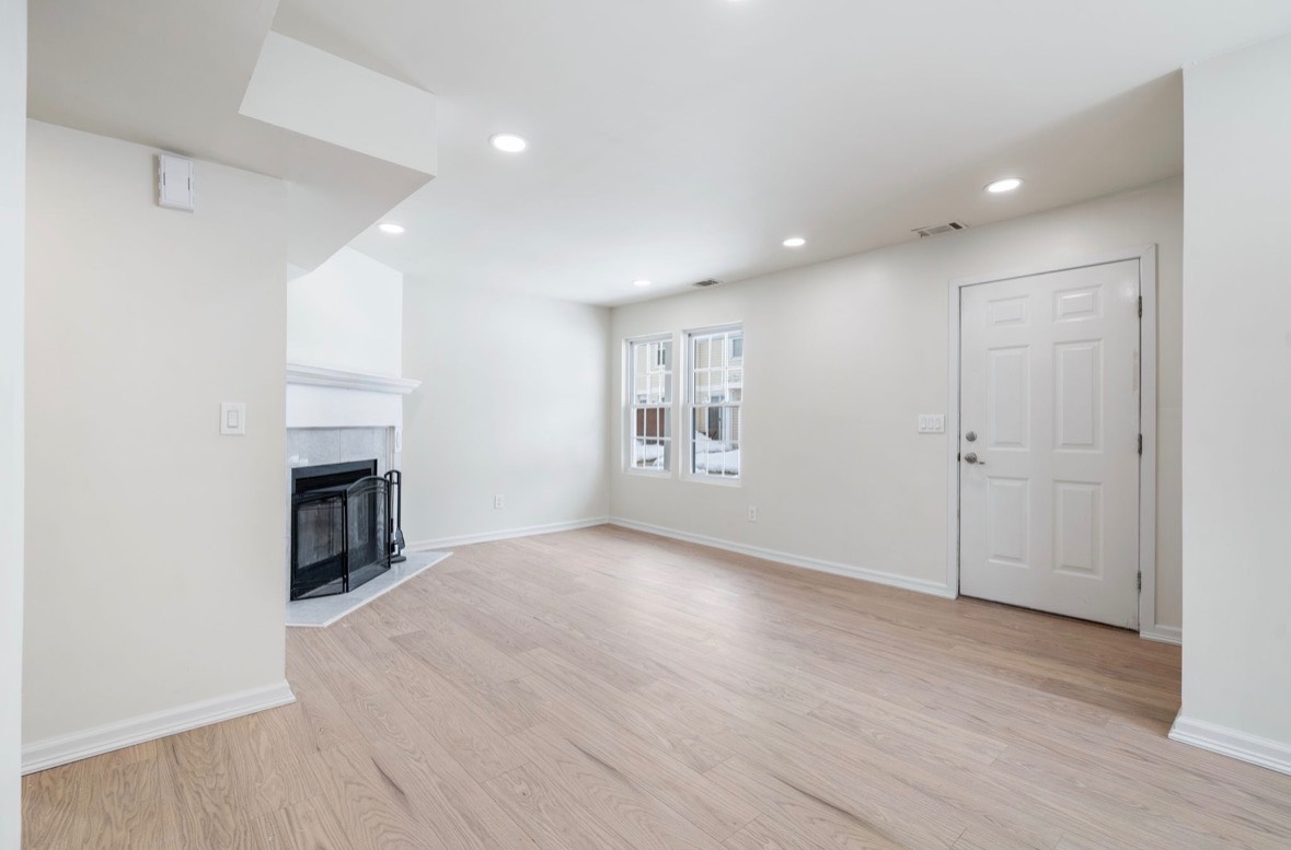 #11 photo, 1221 Whispering Hls, Chester , NY 10918