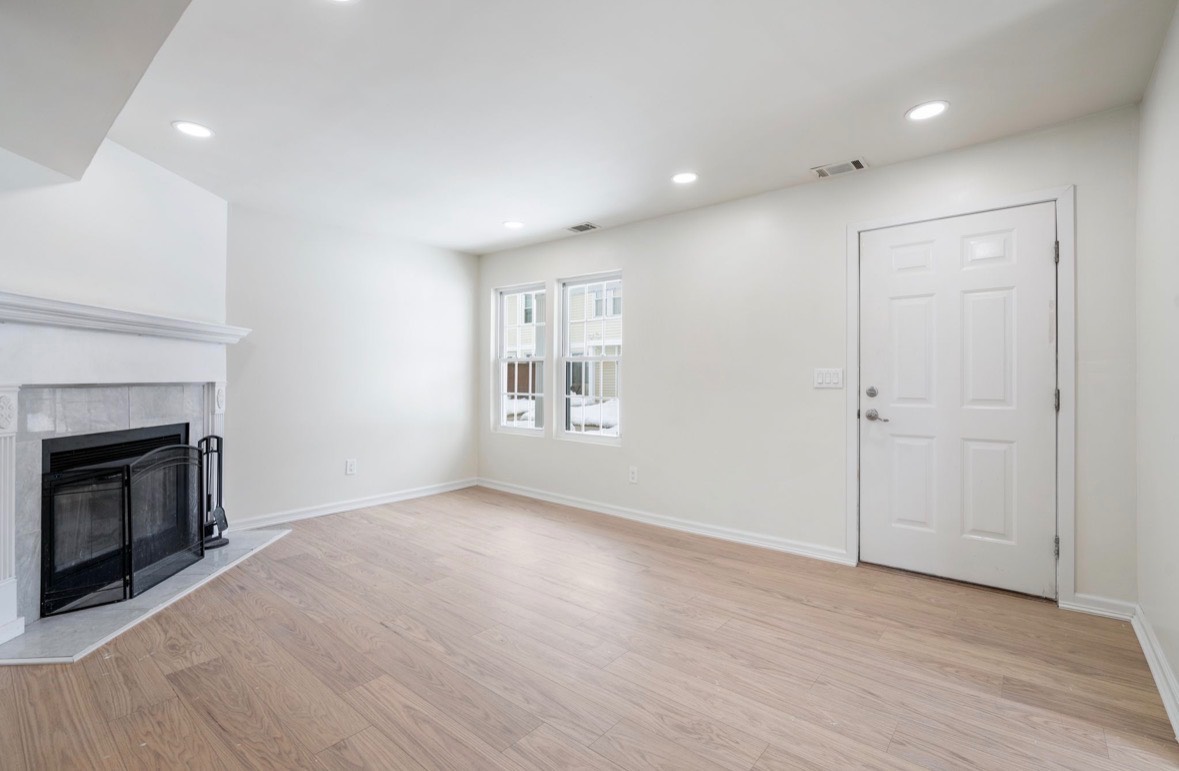 #12 photo, 1221 Whispering Hls, Chester , NY 10918