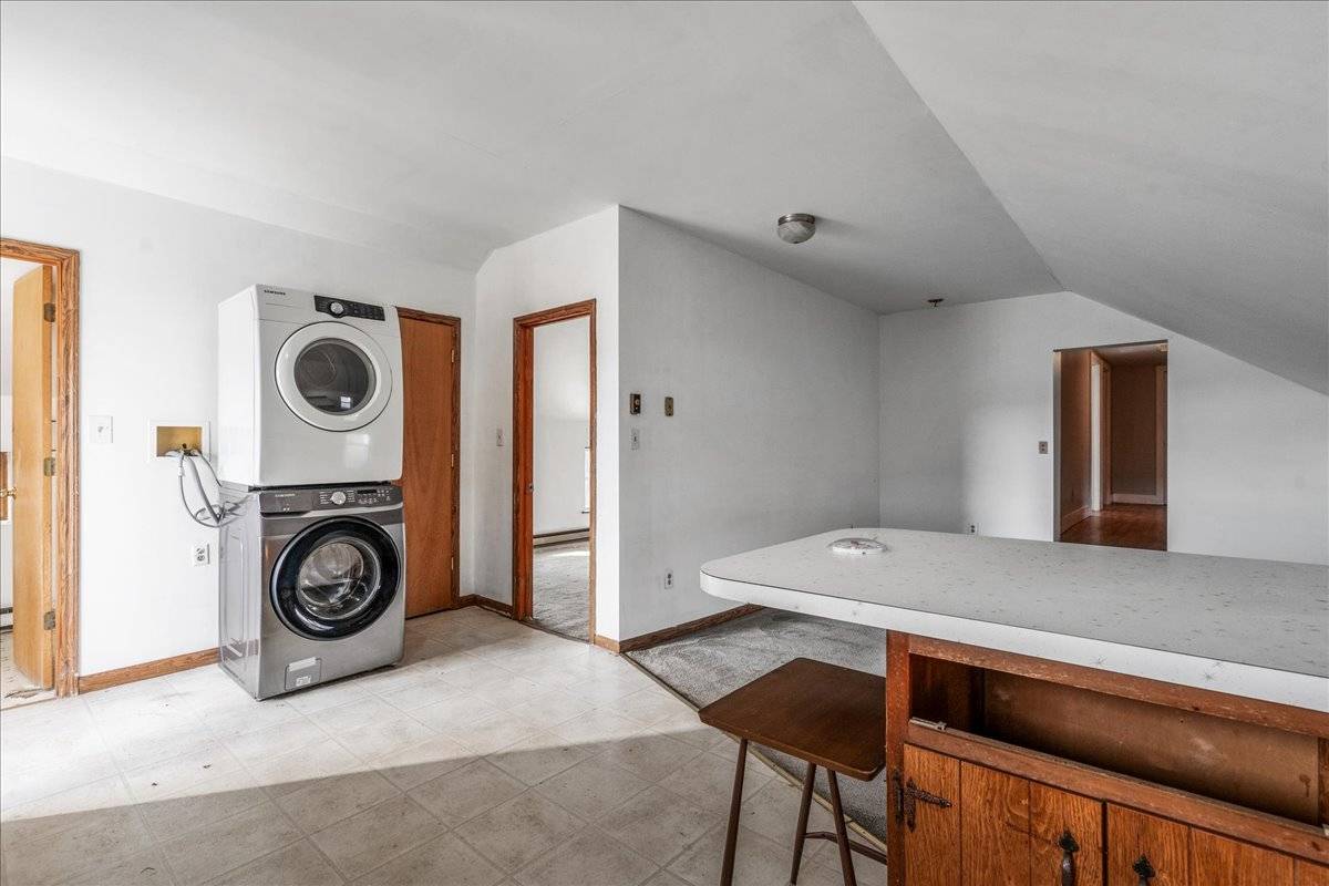 #31 photo, 42 Old Schuylerville Rd, Greenwich , NY 12834